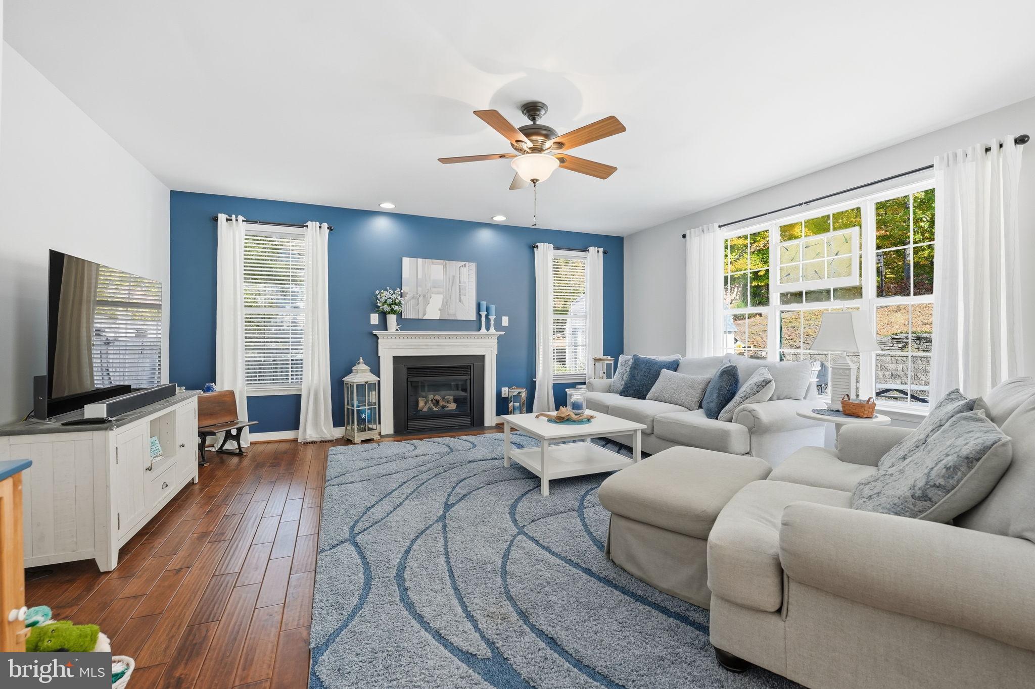 DALE CITY - Residential