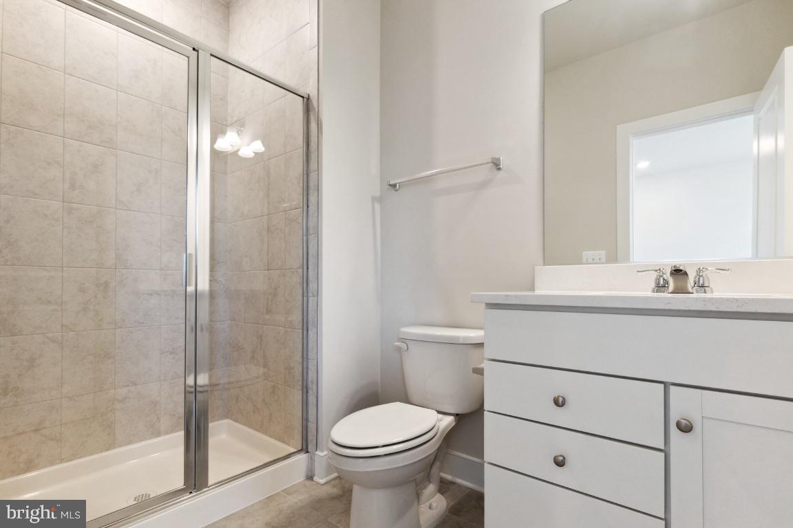 FAIRFAX LANDING - Residential