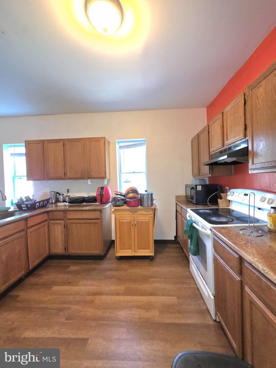 POWELTON VILLAGE - Residential