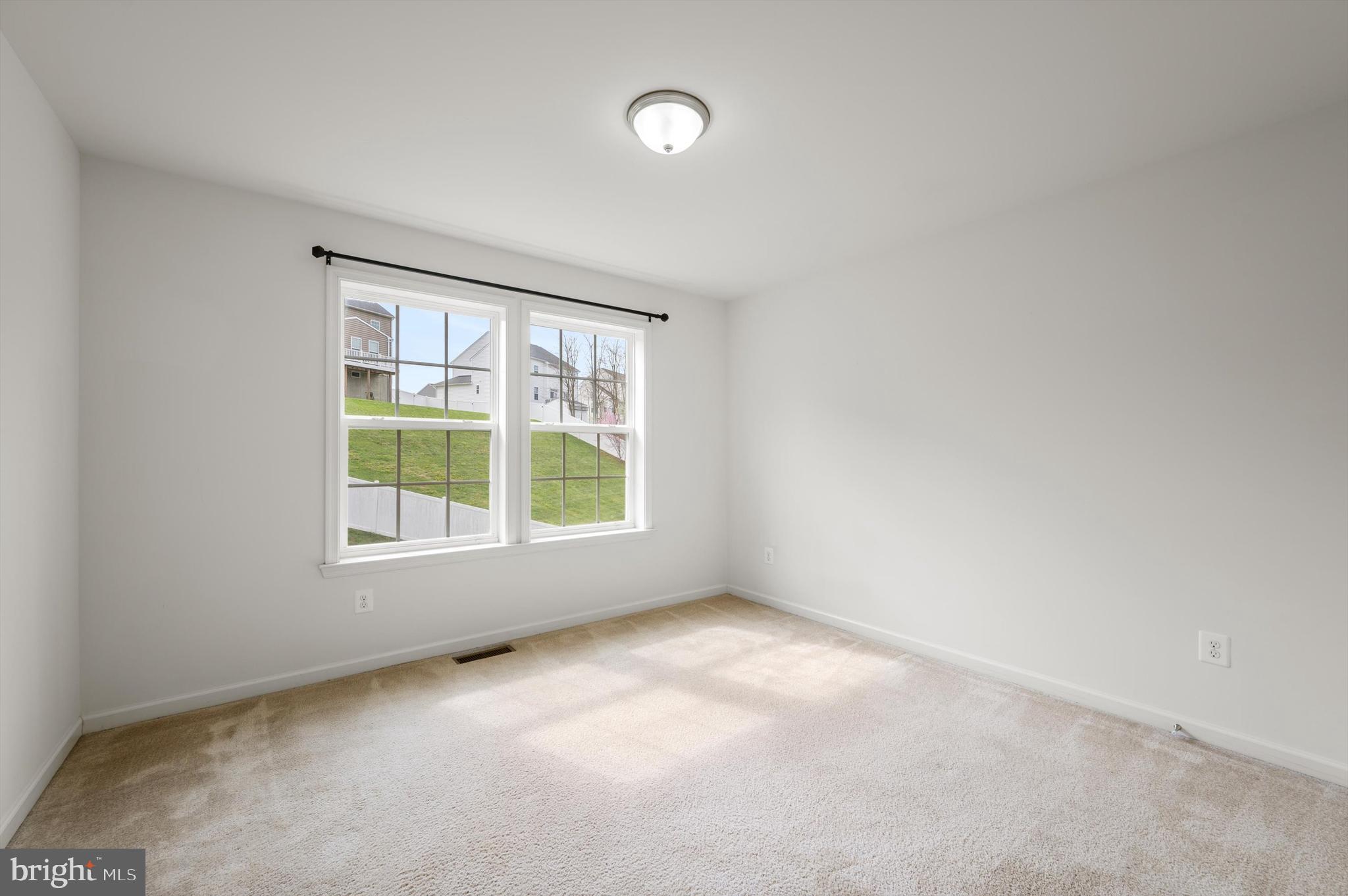 SHERIDAN - Residential