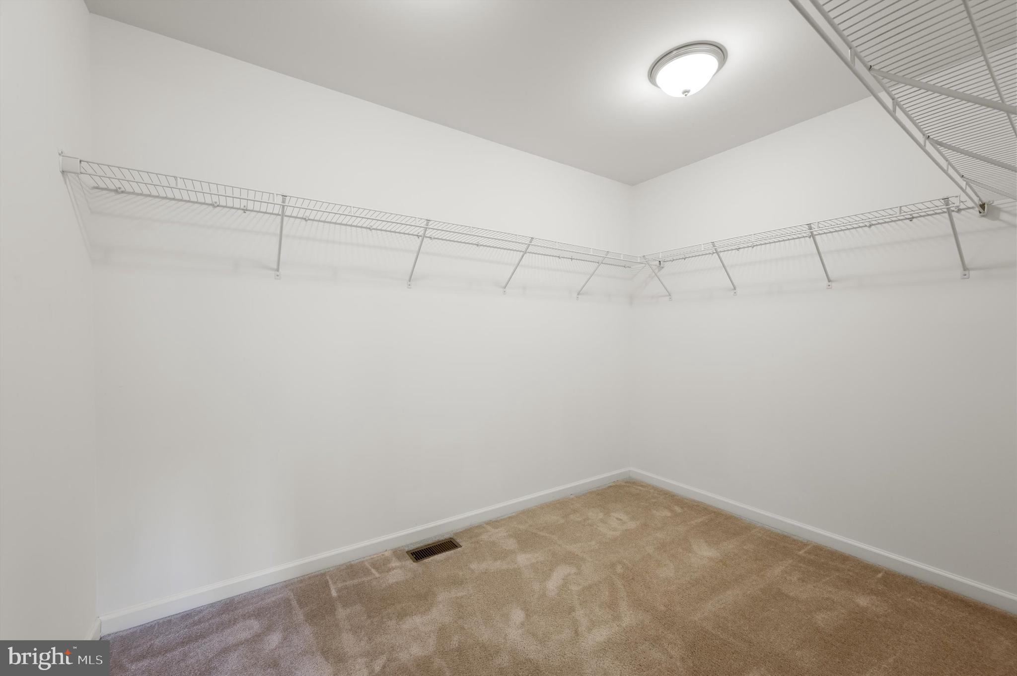 SHERIDAN - Residential