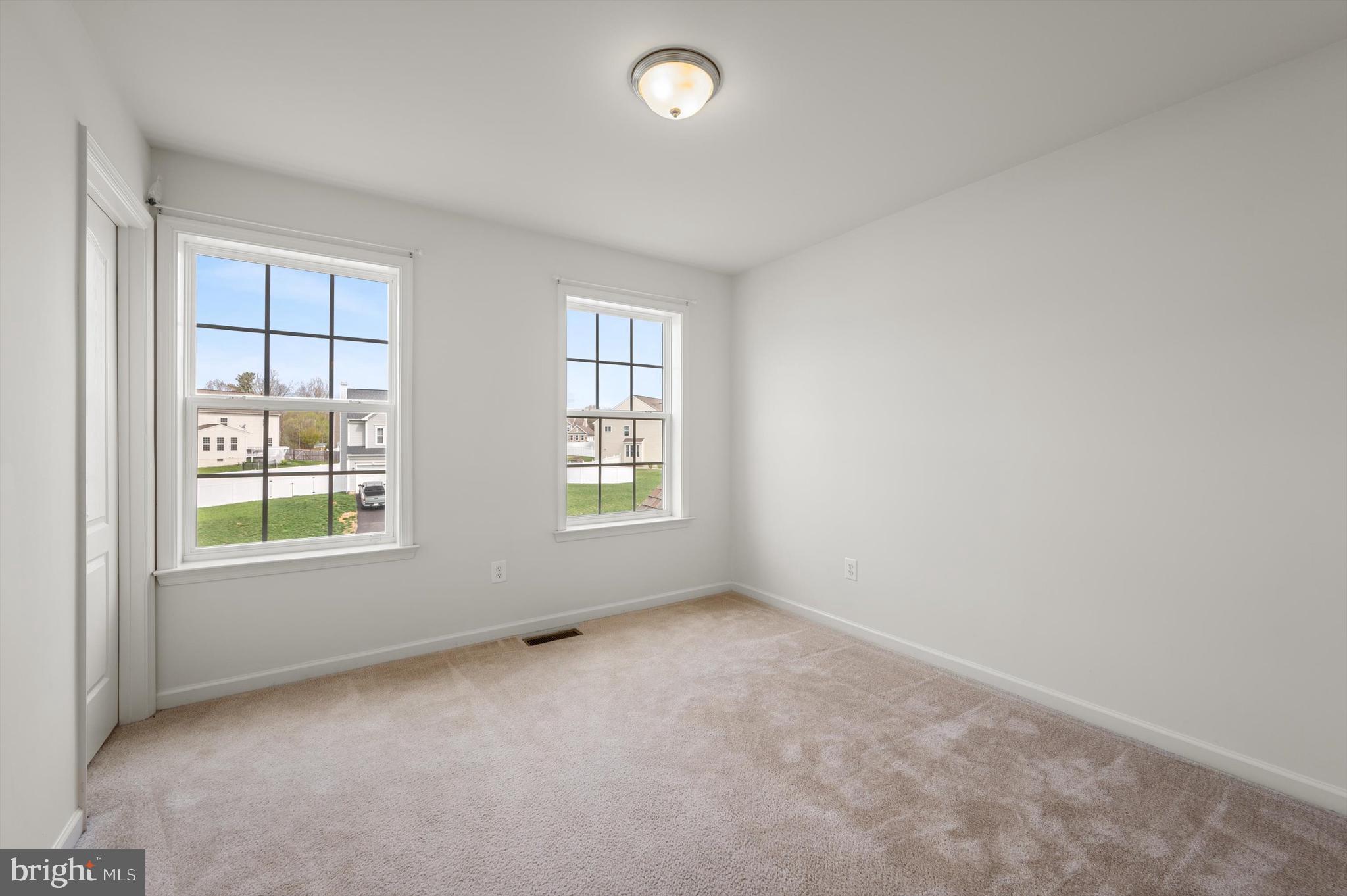 SHERIDAN - Residential