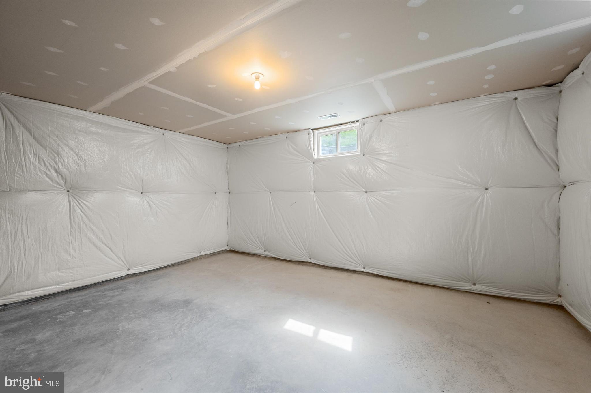 SHERIDAN - Residential