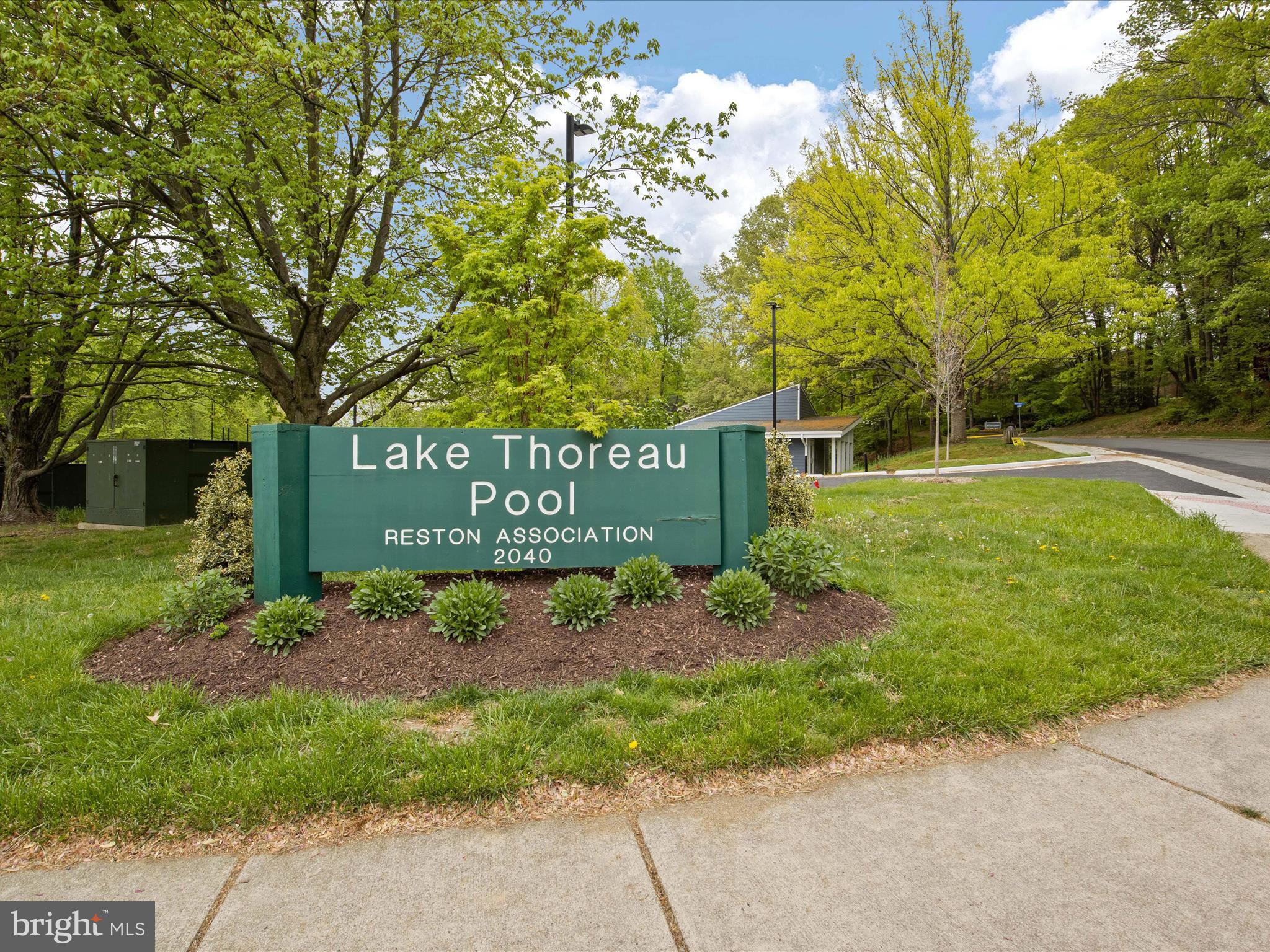 RESTON - Residential