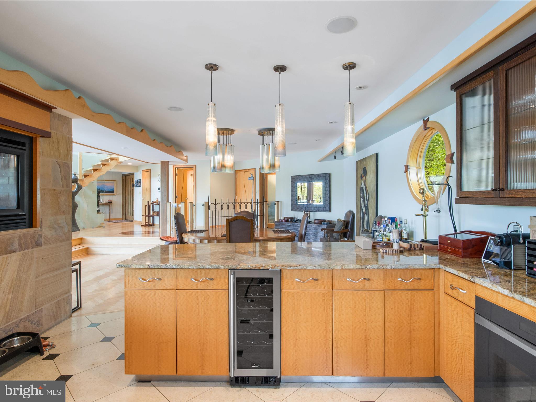 RESTON - Residential