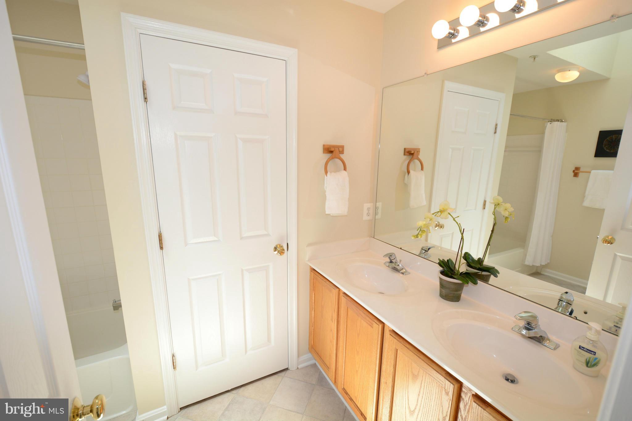 WINDGATE - Residential