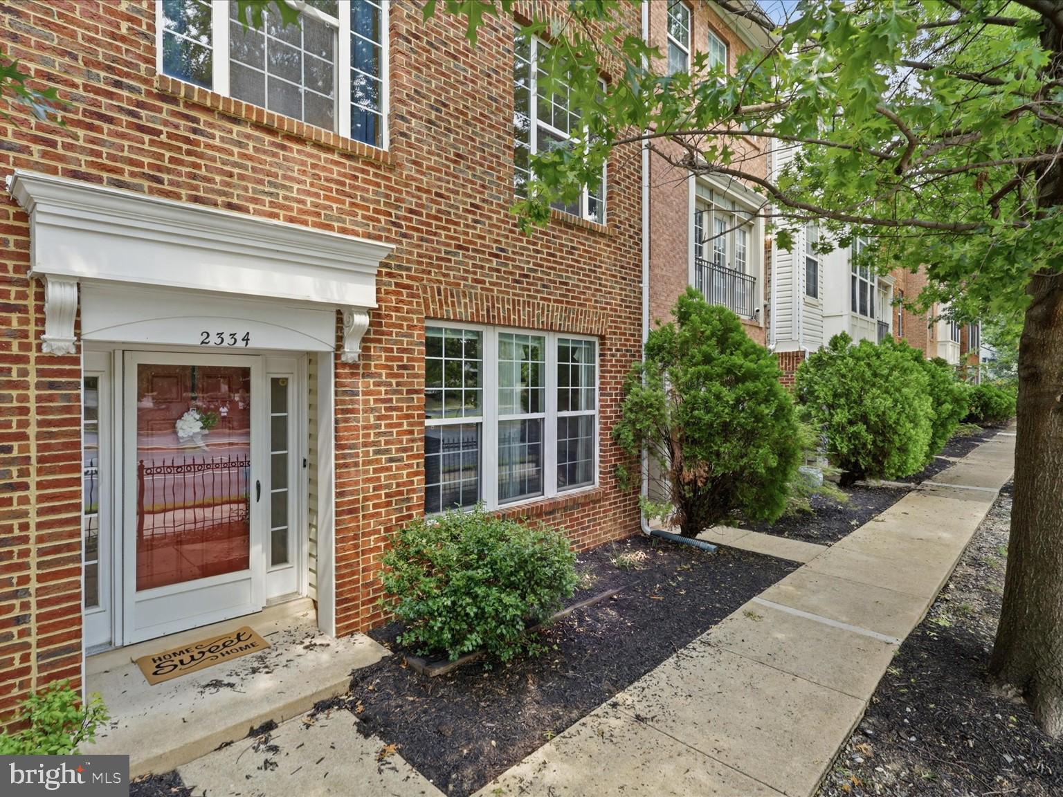 2334 HUNTINGTON STATION COURT