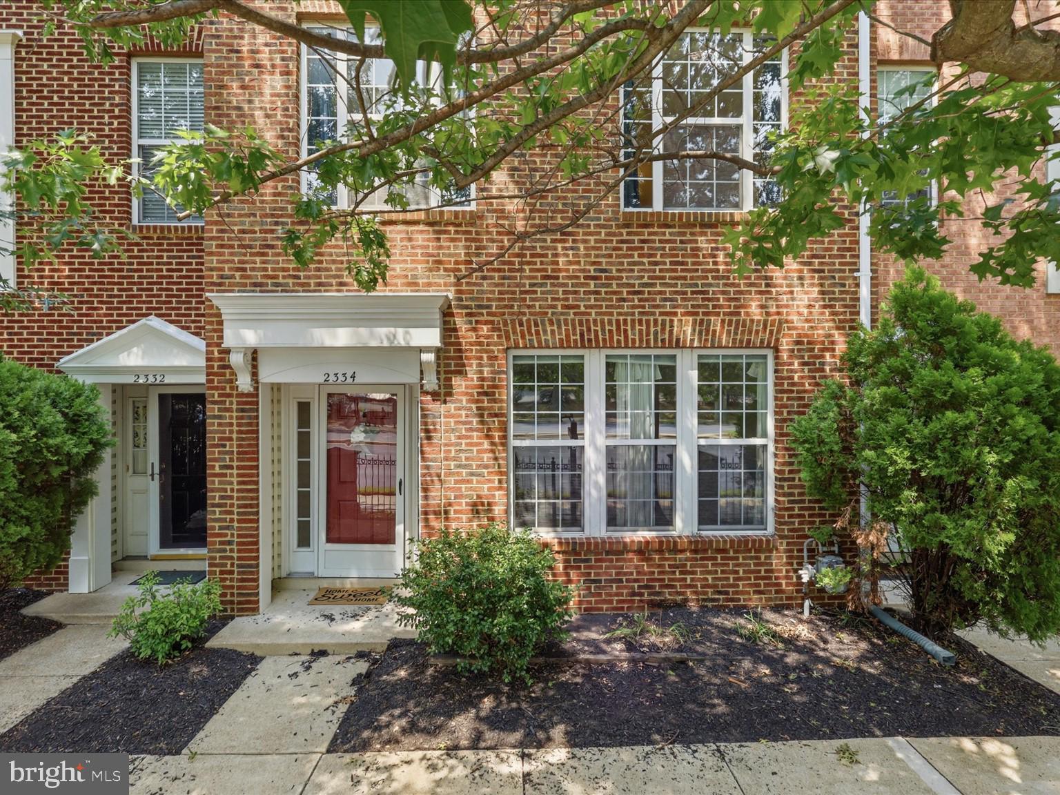 2334 HUNTINGTON STATION COURT