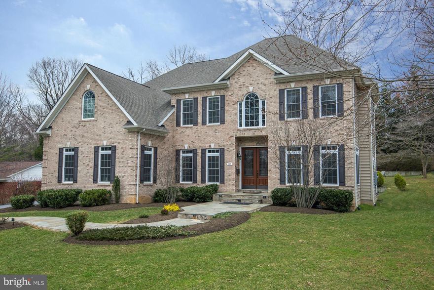 Wonderful custom colonial on over half an acre in close-in McLean! This 5 bedroom, 4.5 bathroom home offers a 2-story foyer, light-filled family room w/ fireplace, gourmet kitchen, Brazilian cherry wood floors, luxurious master suite w/ sitting area, upstairs playroom & walk-out lower level. The expansive backyard features a deck, flagstone patio & storage shed. 3-car garage.