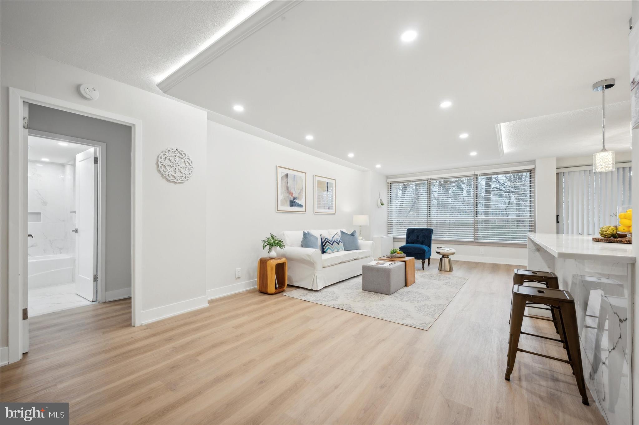 GREEN HILL - Residential