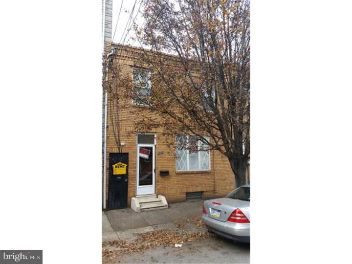 PORT RICHMOND - Residential Lease