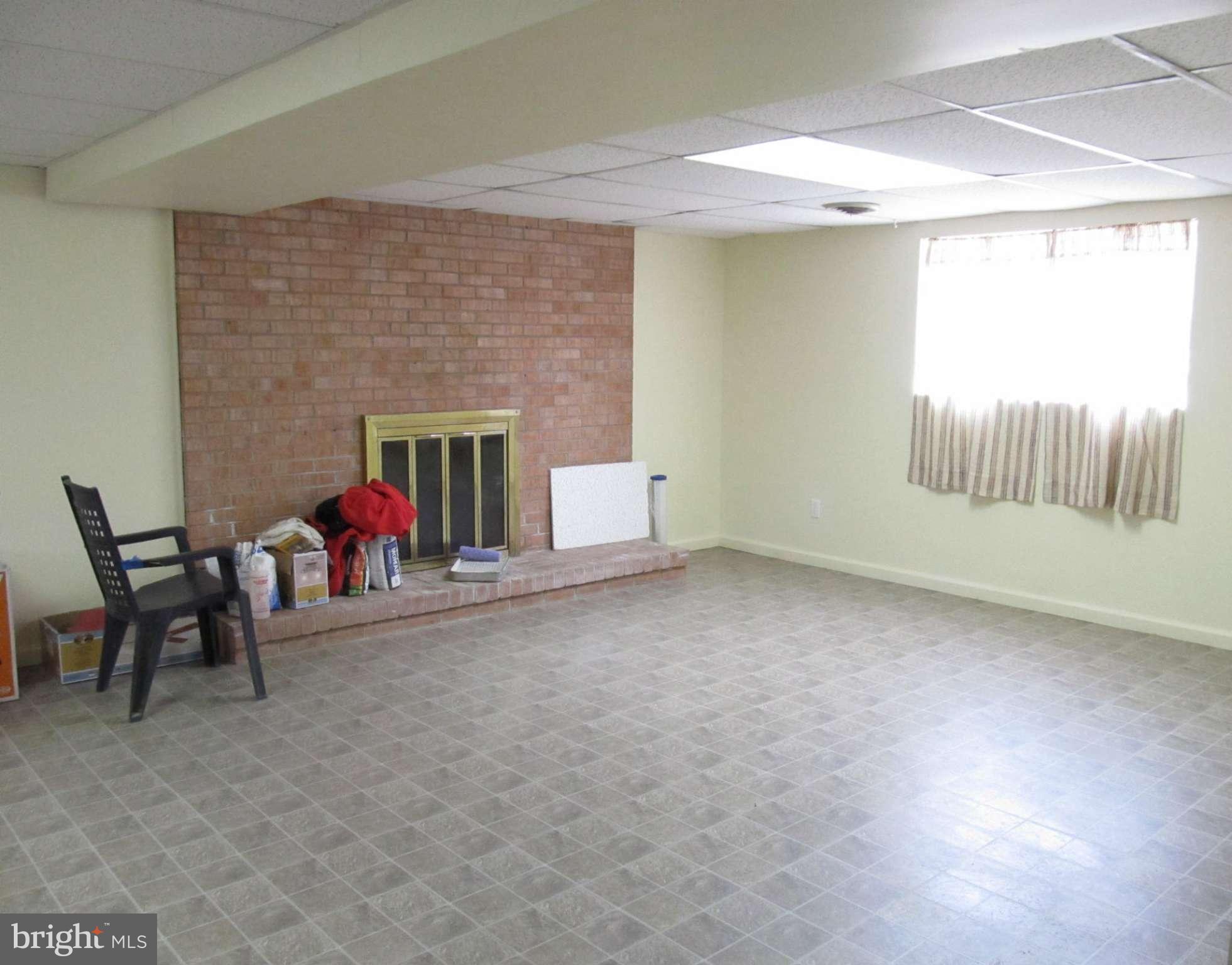 ROBERT WEBSTER SUB - Residential