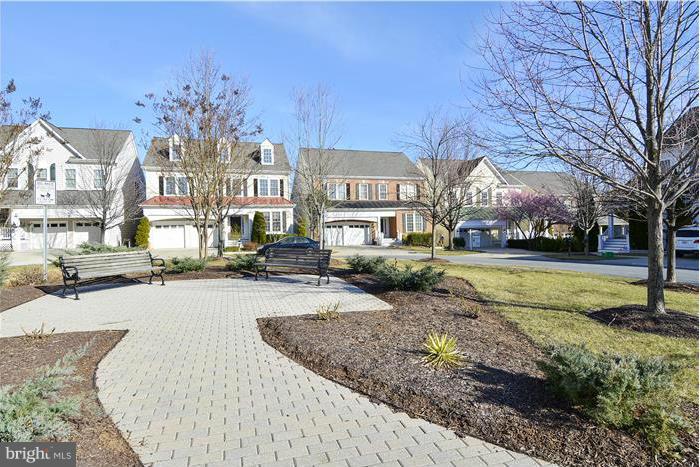 LAKELANDS GREAT SENECA - Residential