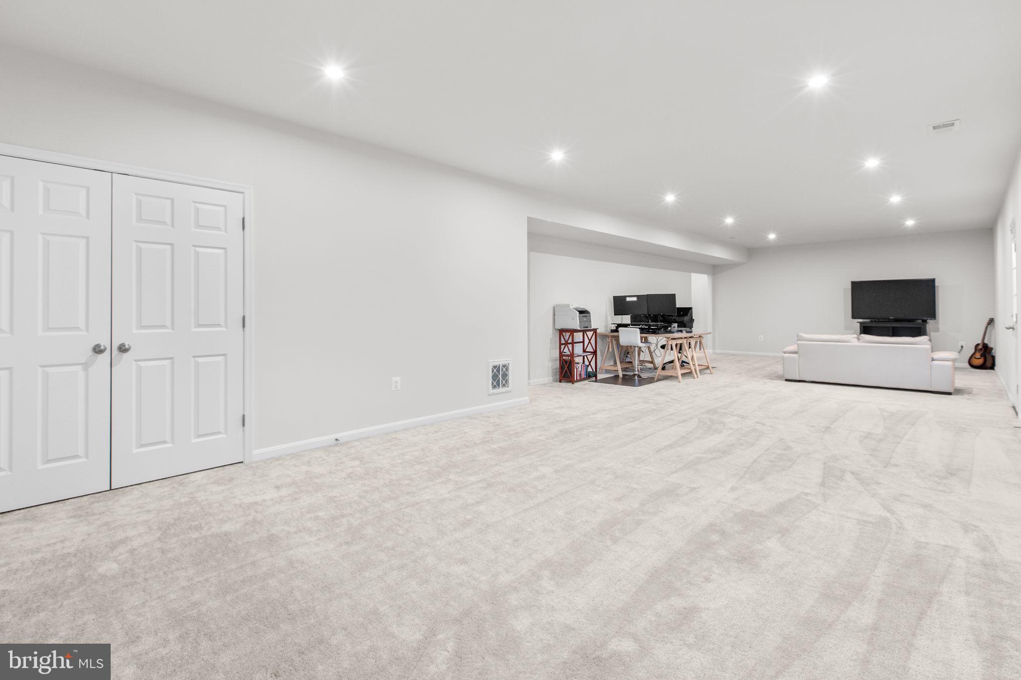 HOPYARD FARM - Residential