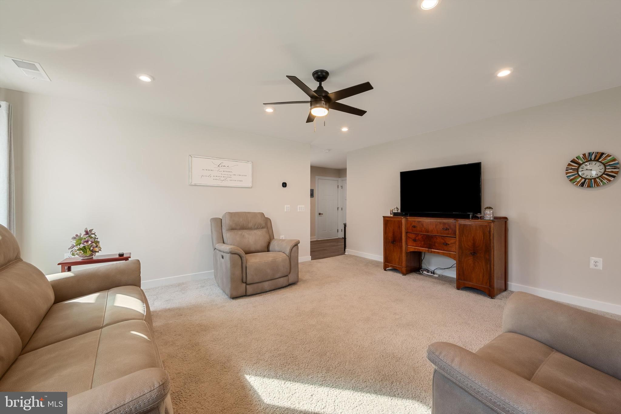 SOUTH BROOK - Residential