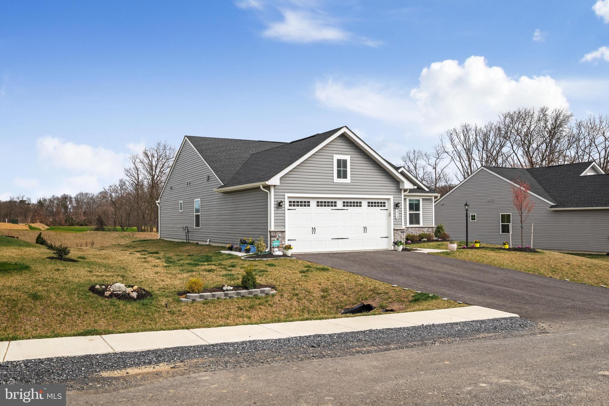 SOUTH BROOK - Residential