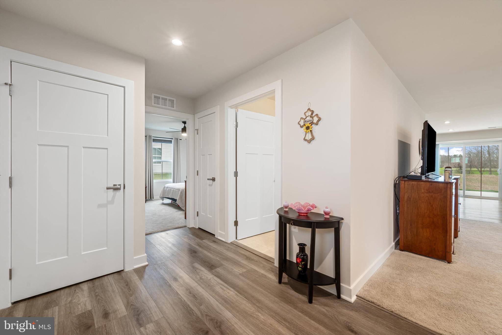 SOUTH BROOK - Residential