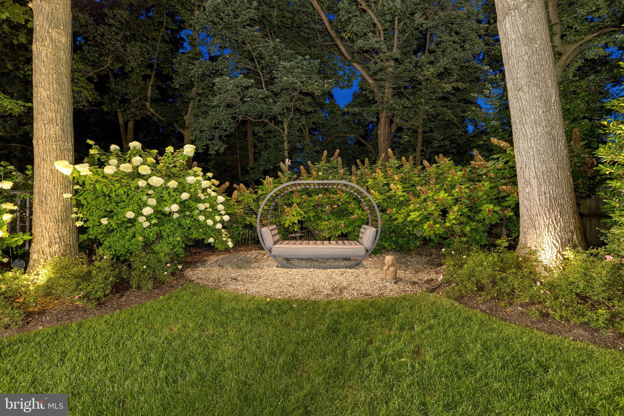 VIENNA WOODS - Residential