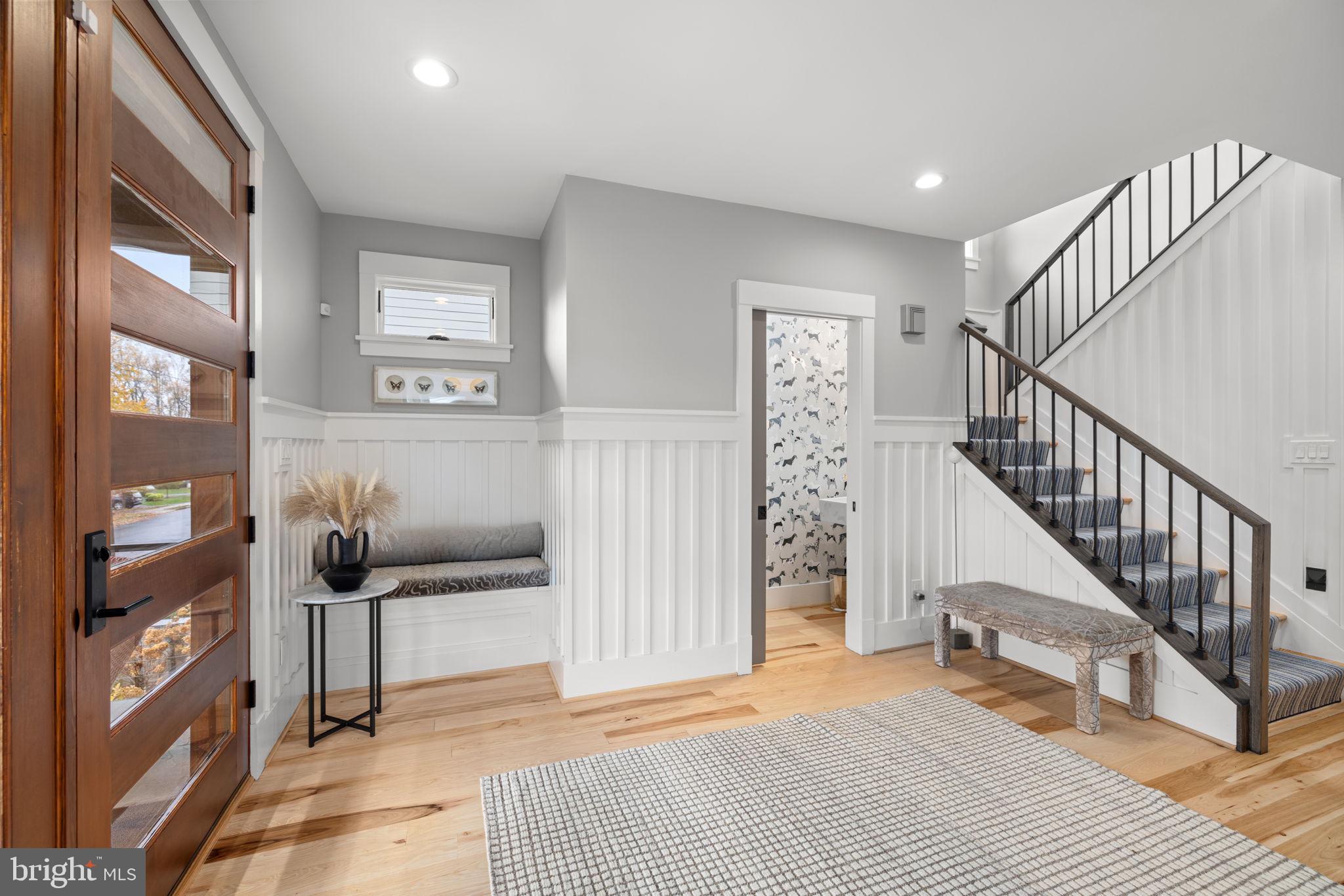 VIENNA WOODS - Residential