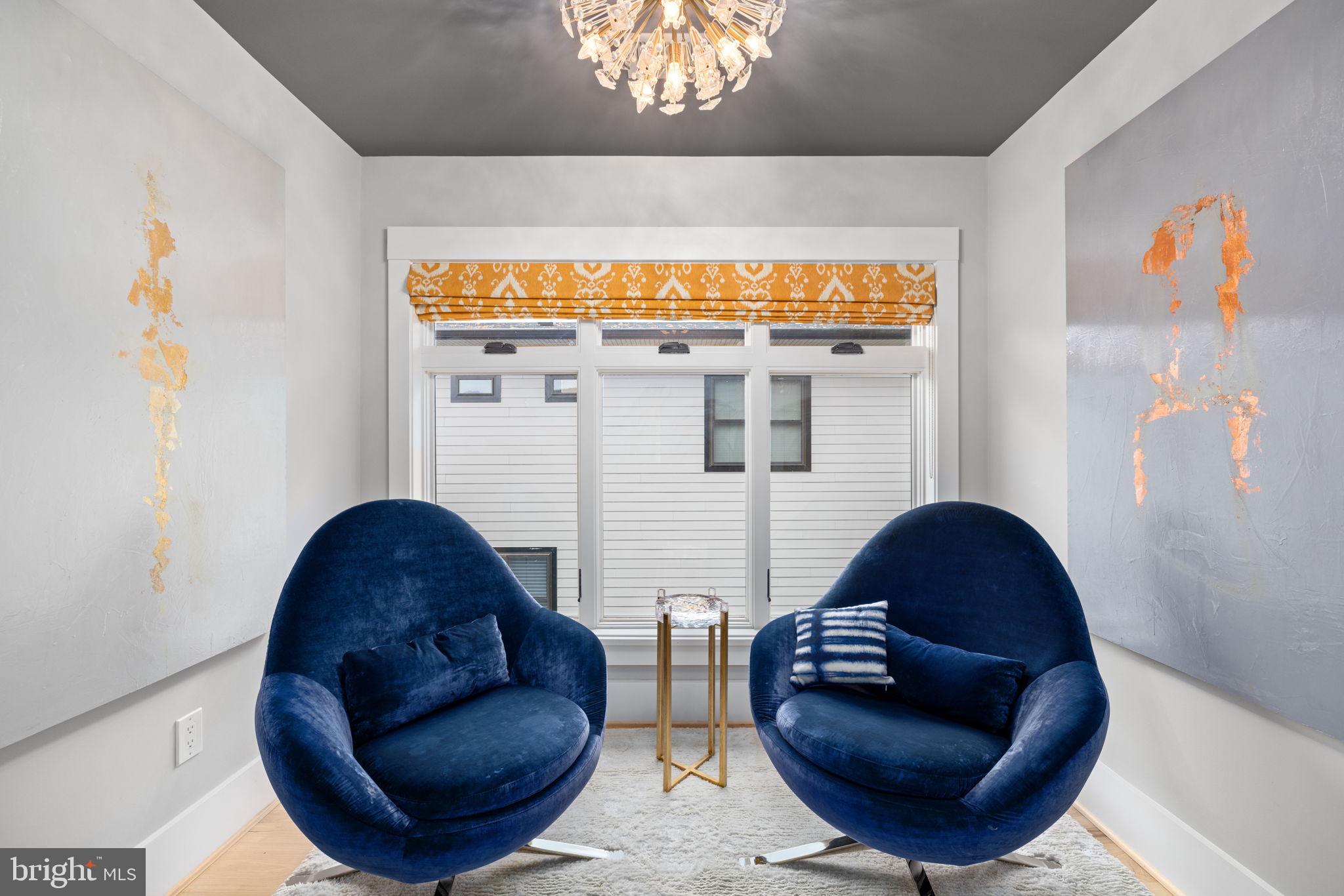 VIENNA WOODS - Residential