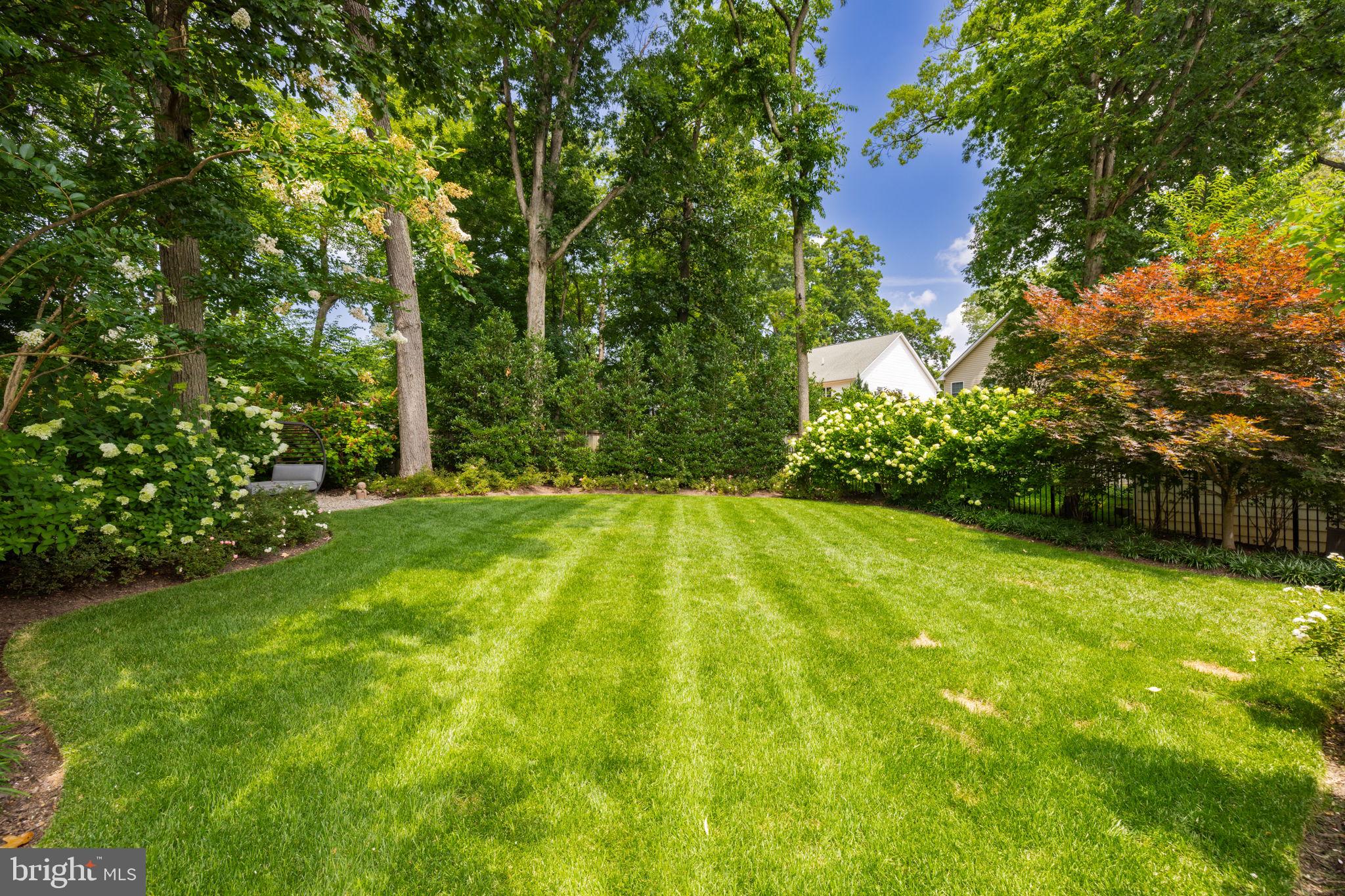 VIENNA WOODS - Residential