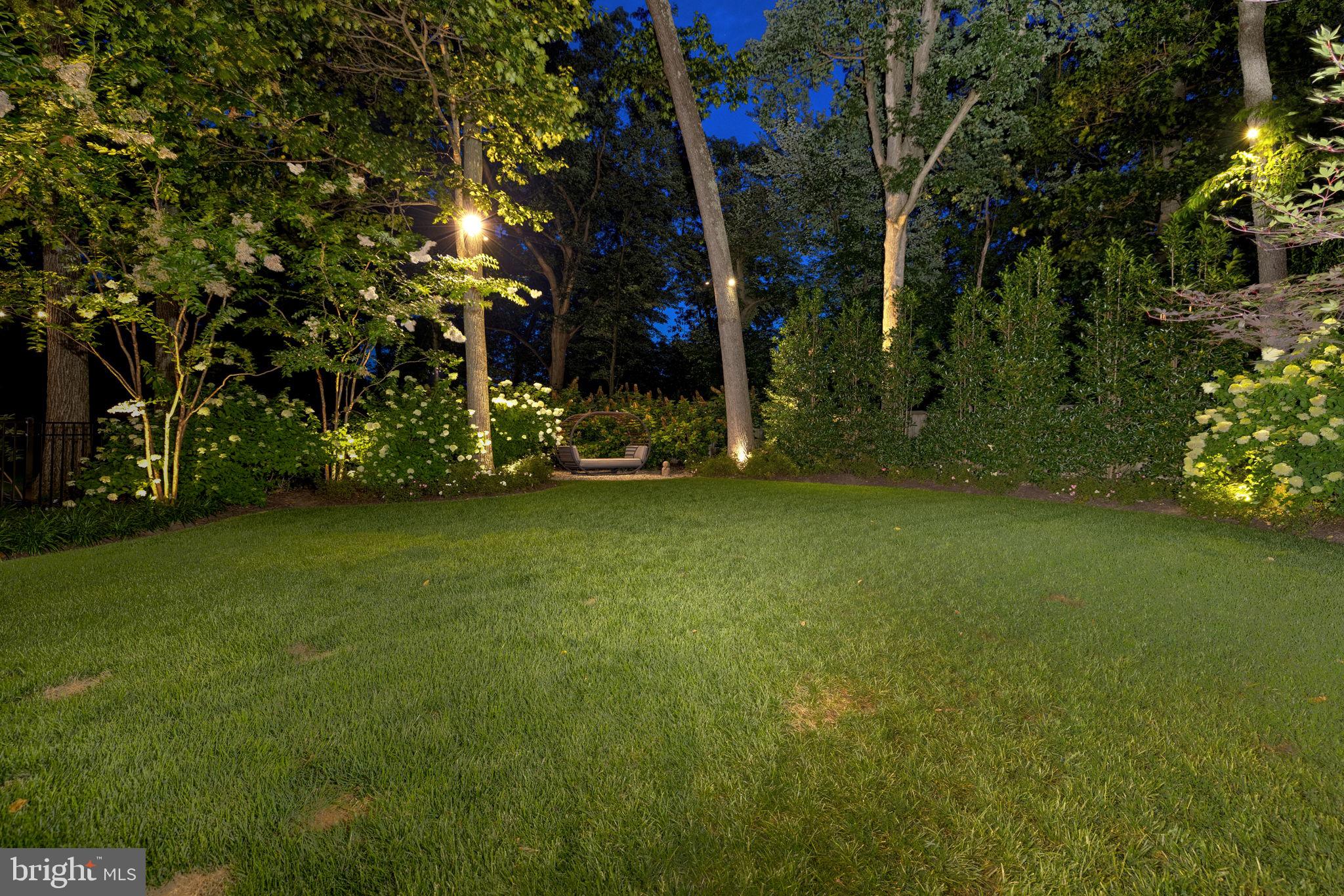 VIENNA WOODS - Residential