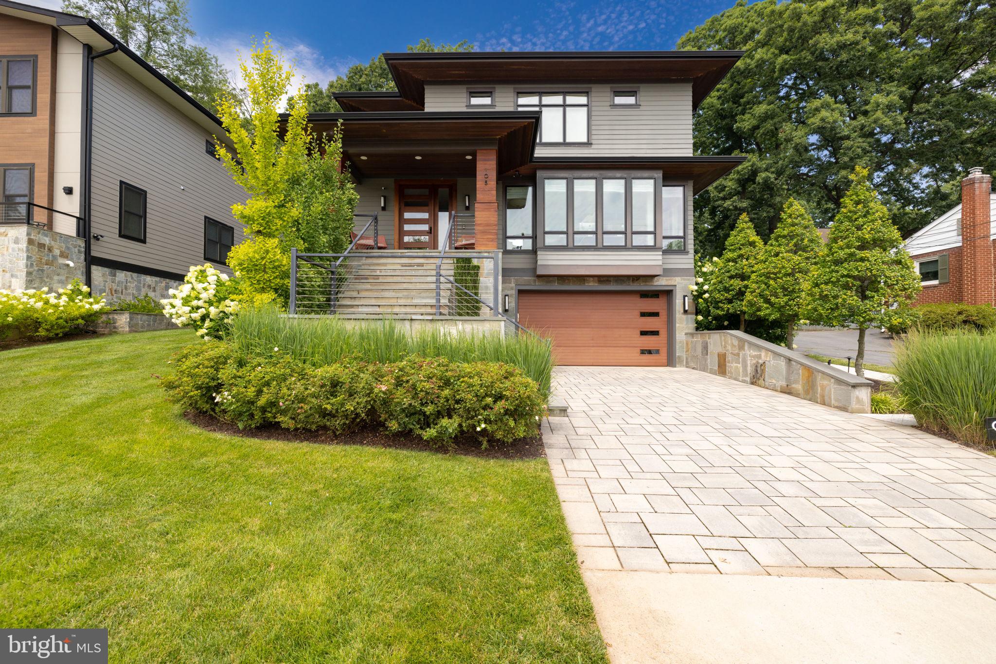 VIENNA WOODS - Residential