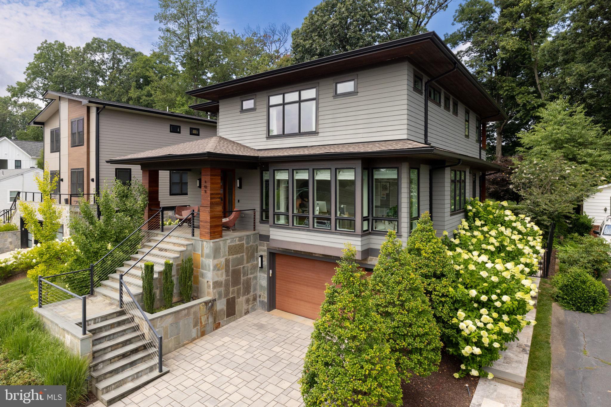 VIENNA WOODS - Residential