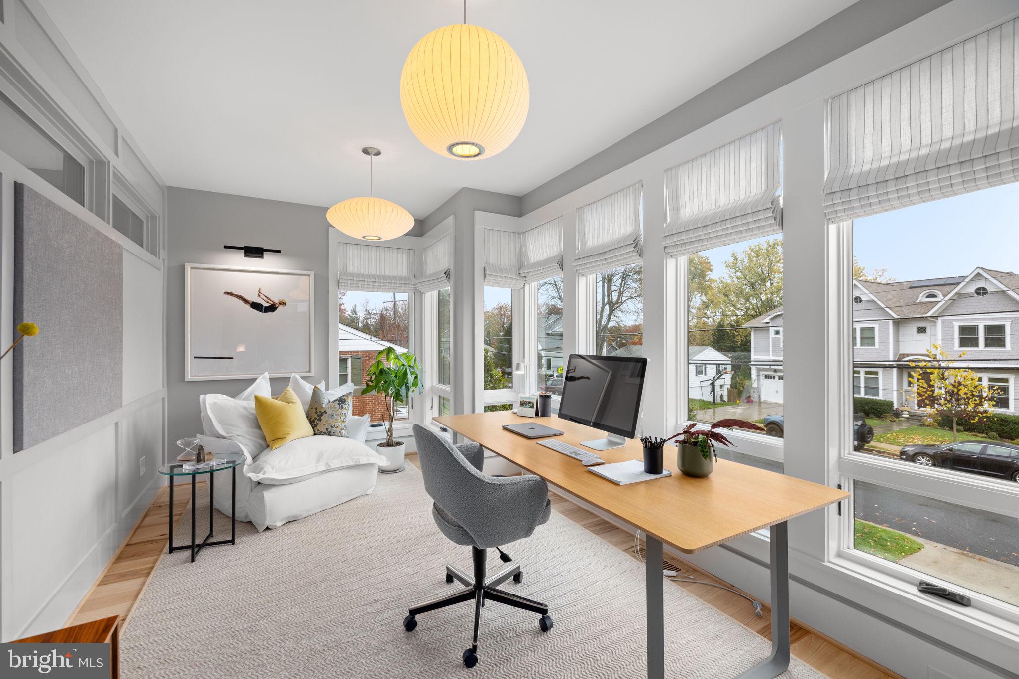 VIENNA WOODS - Residential