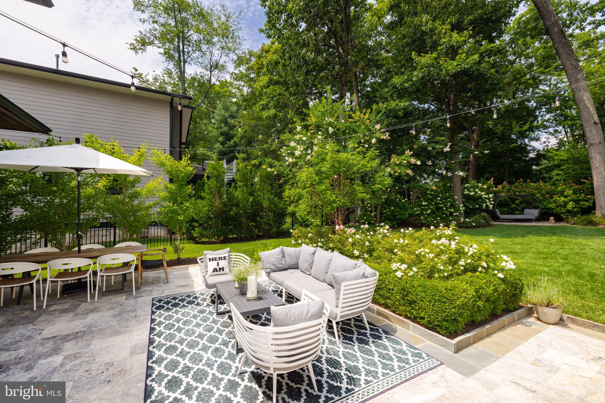 VIENNA WOODS - Residential