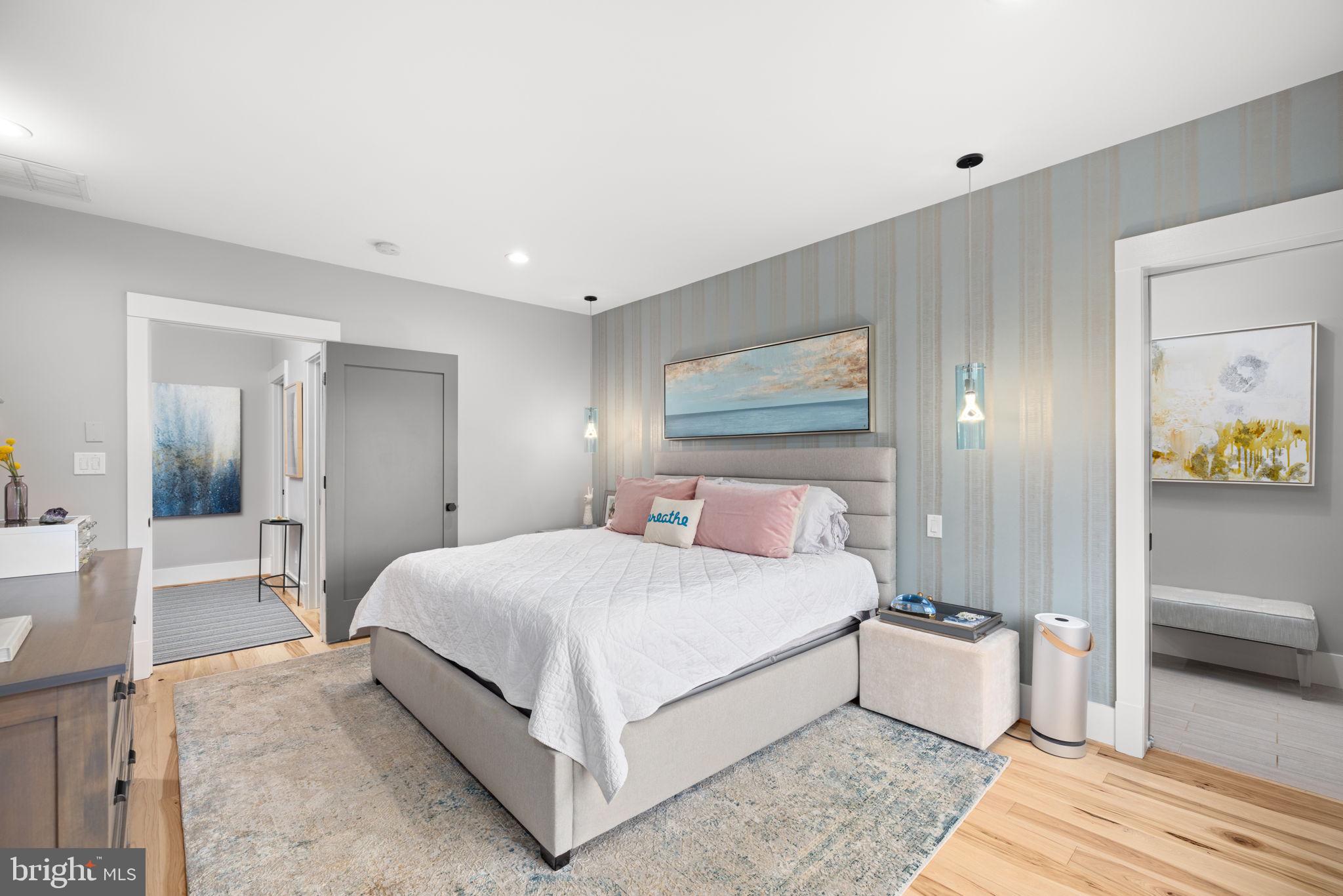 VIENNA WOODS - Residential