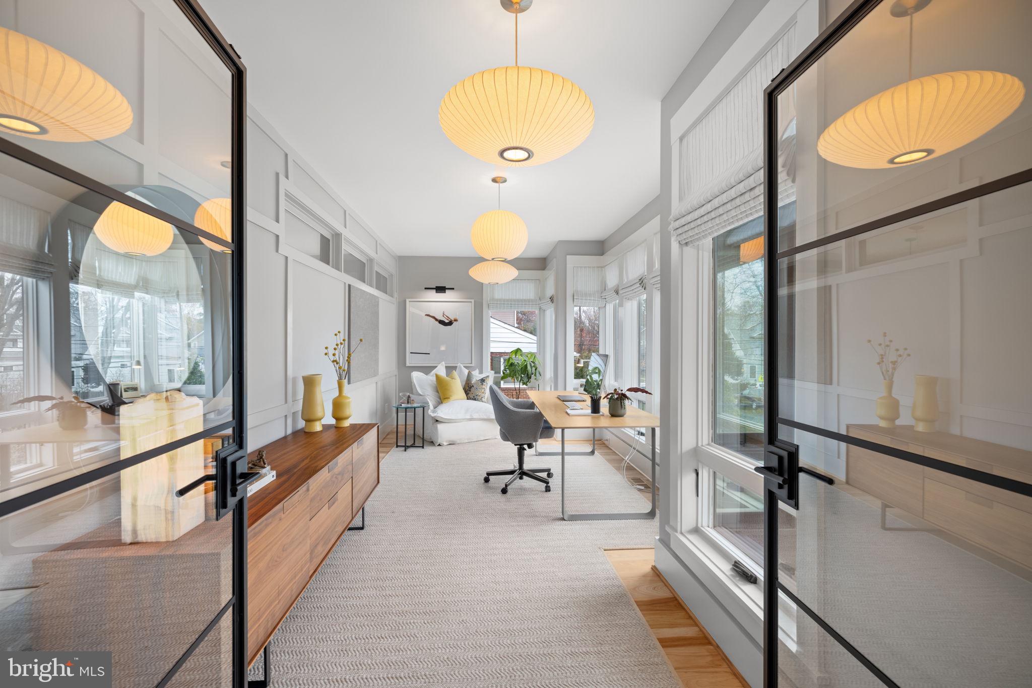 VIENNA WOODS - Residential