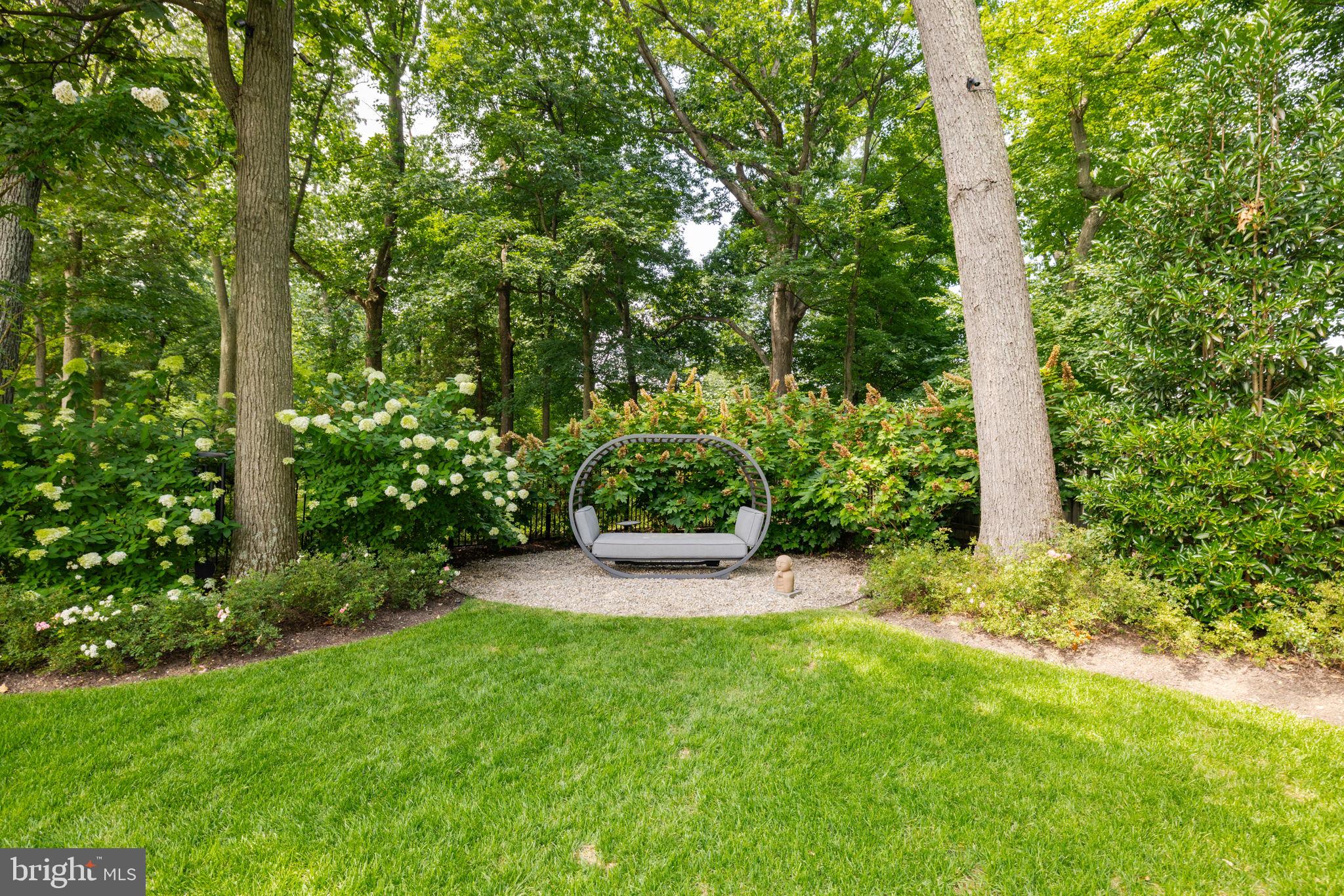 VIENNA WOODS - Residential