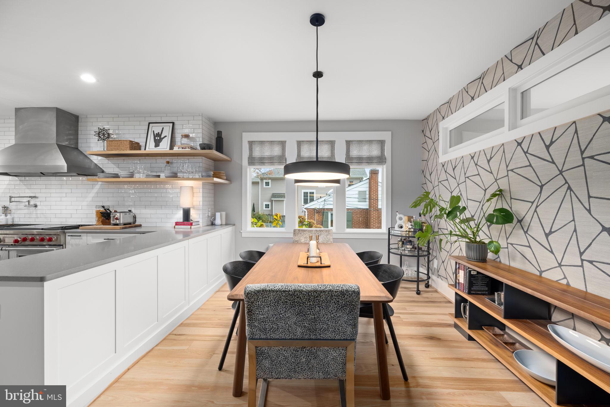 VIENNA WOODS - Residential