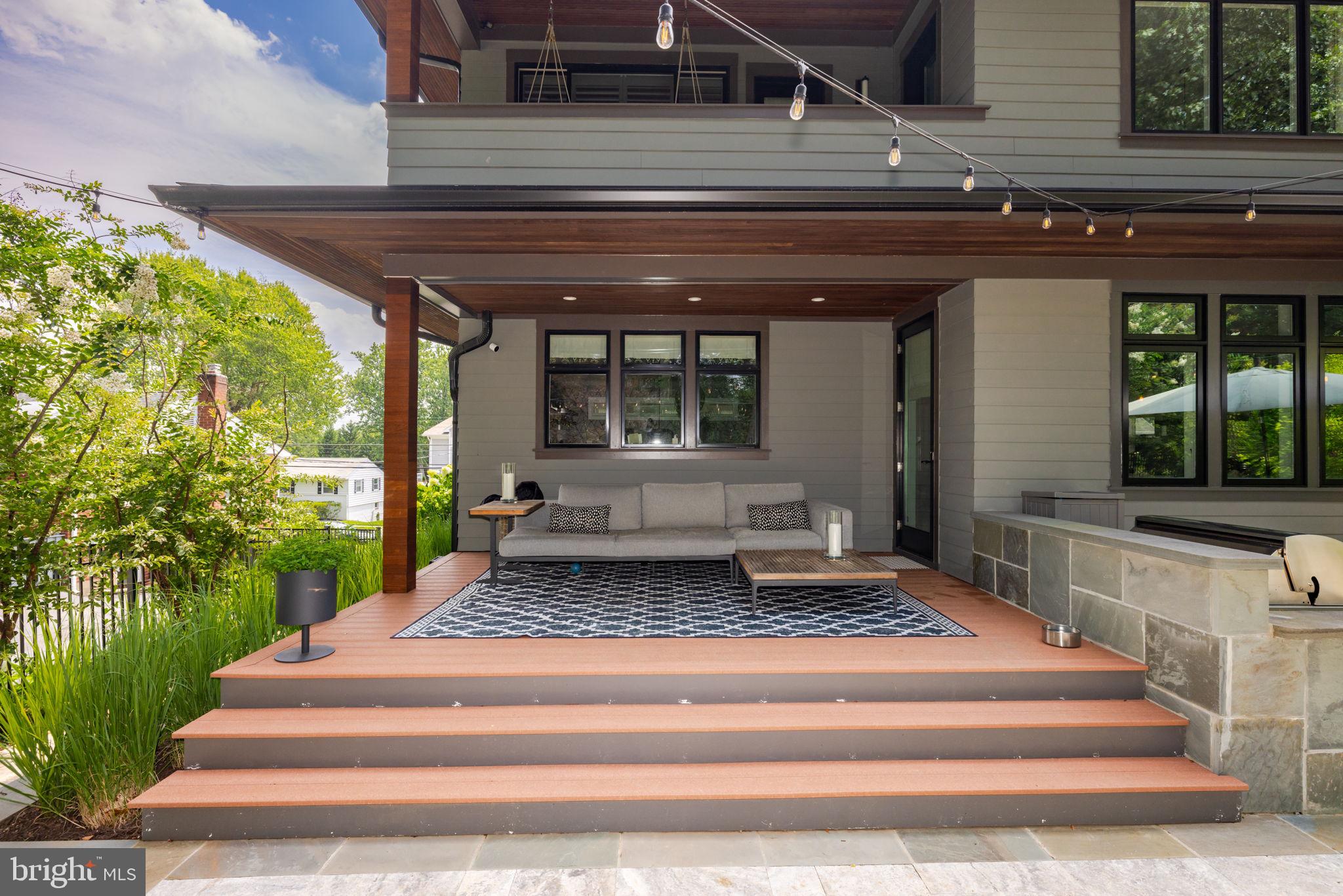 VIENNA WOODS - Residential