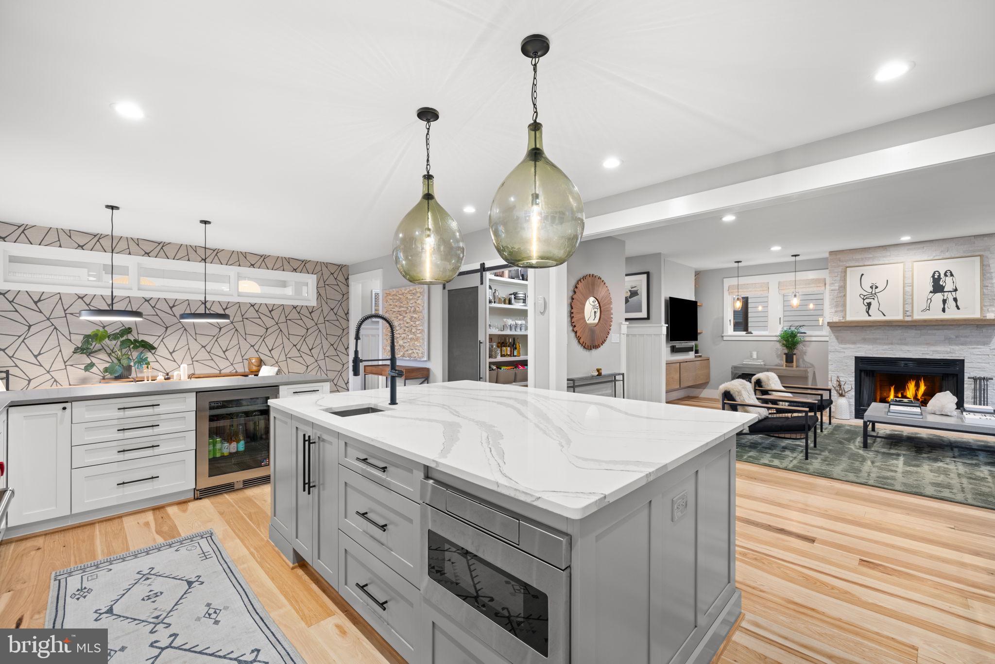 VIENNA WOODS - Residential