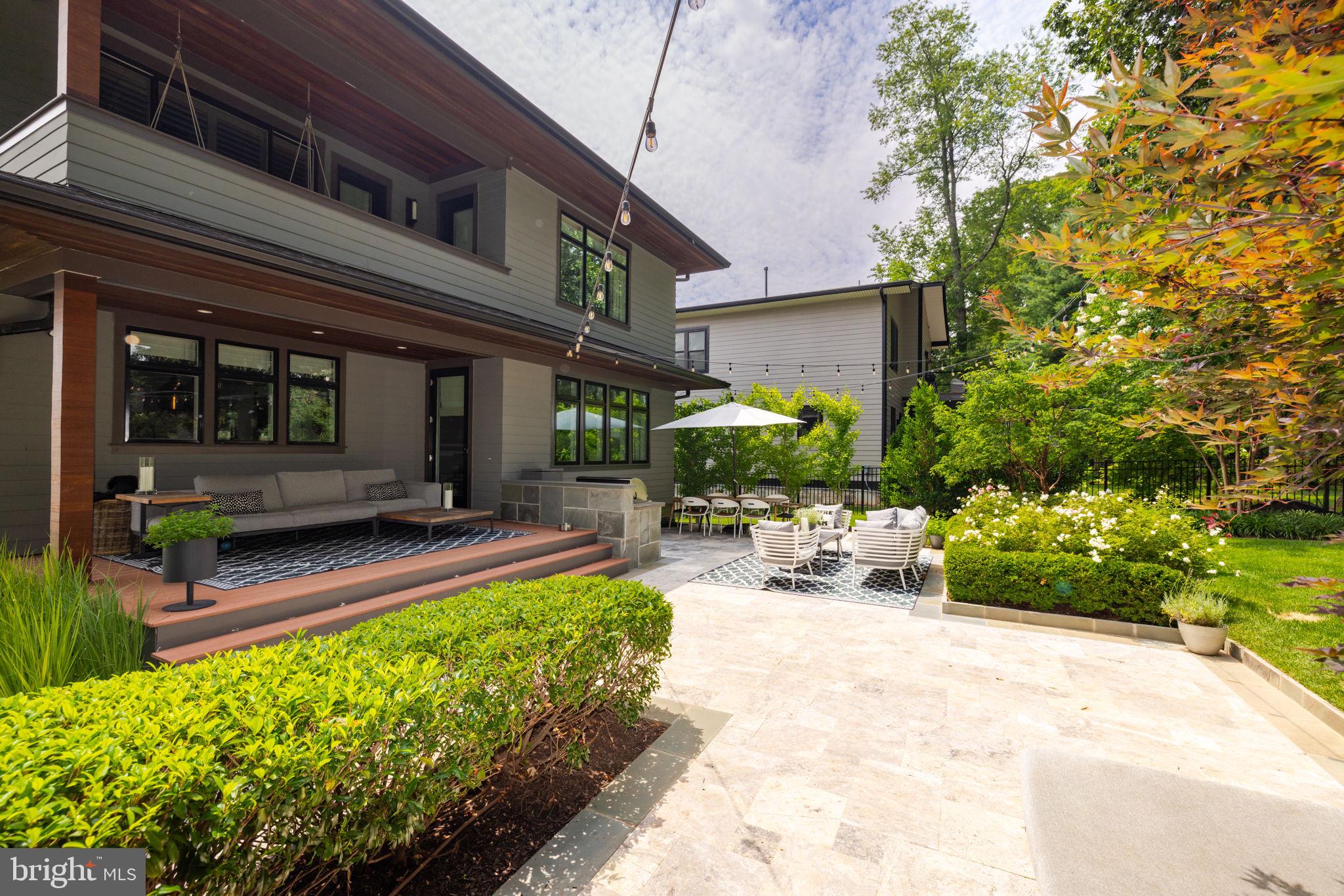 VIENNA WOODS - Residential