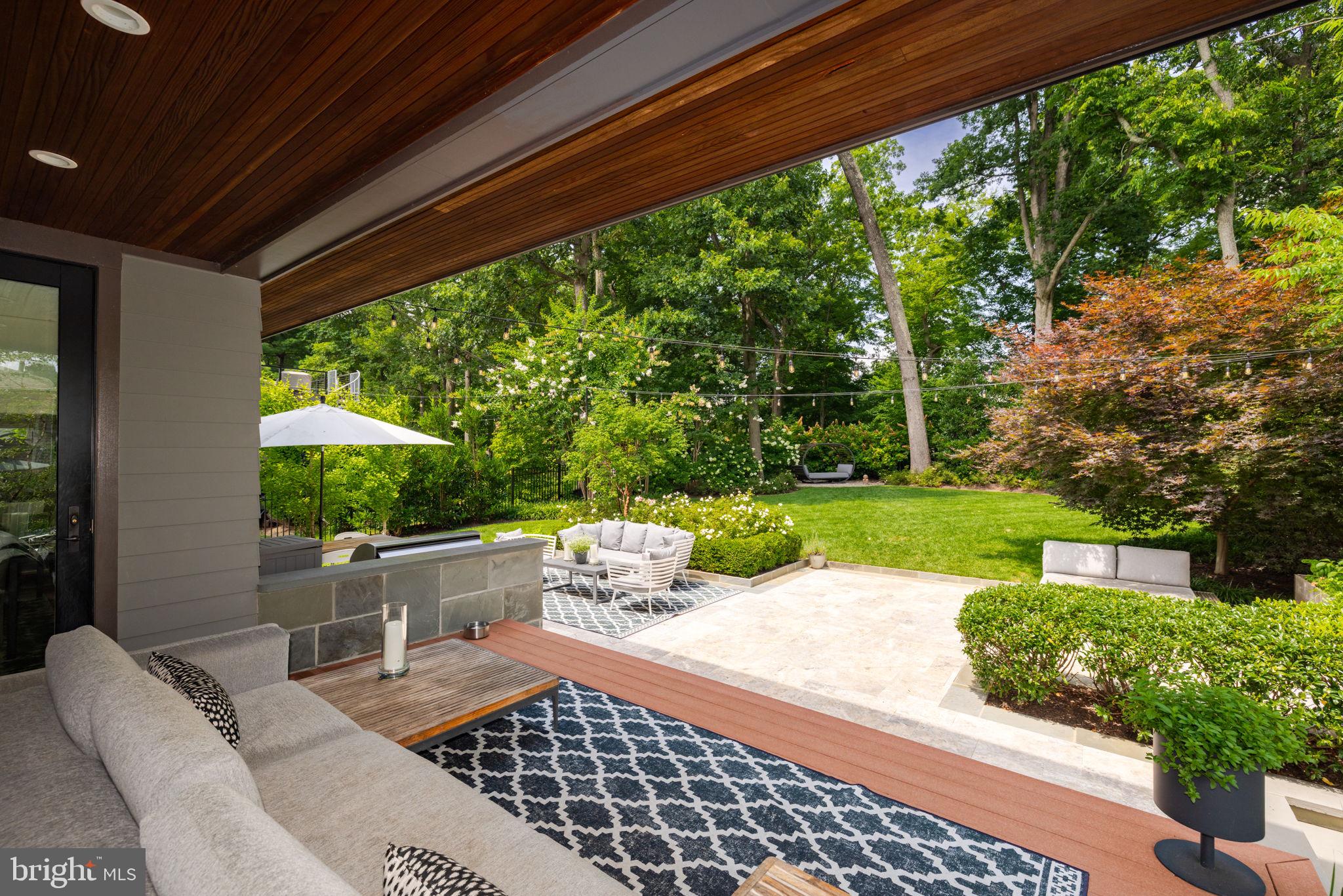 VIENNA WOODS - Residential