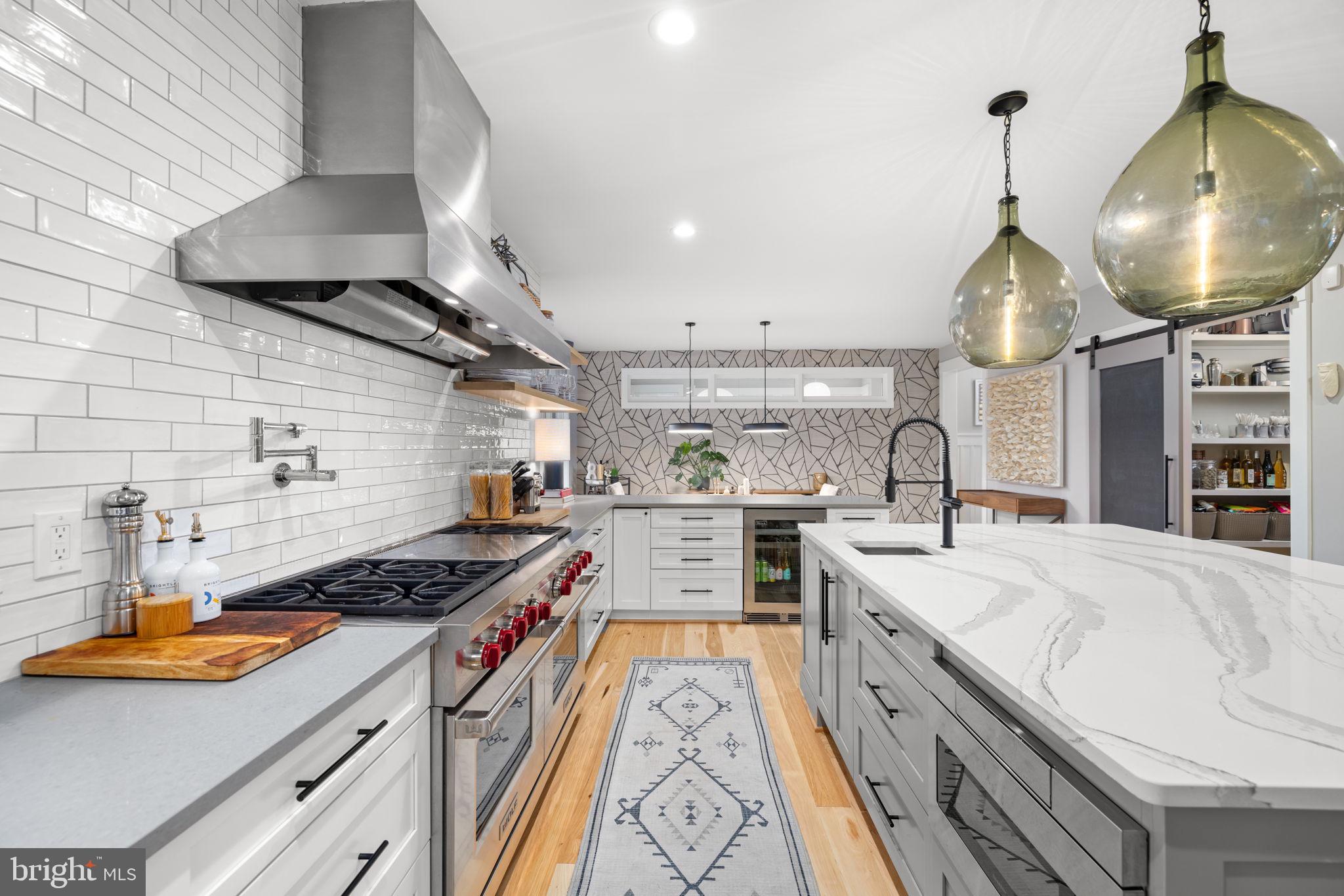 VIENNA WOODS - Residential