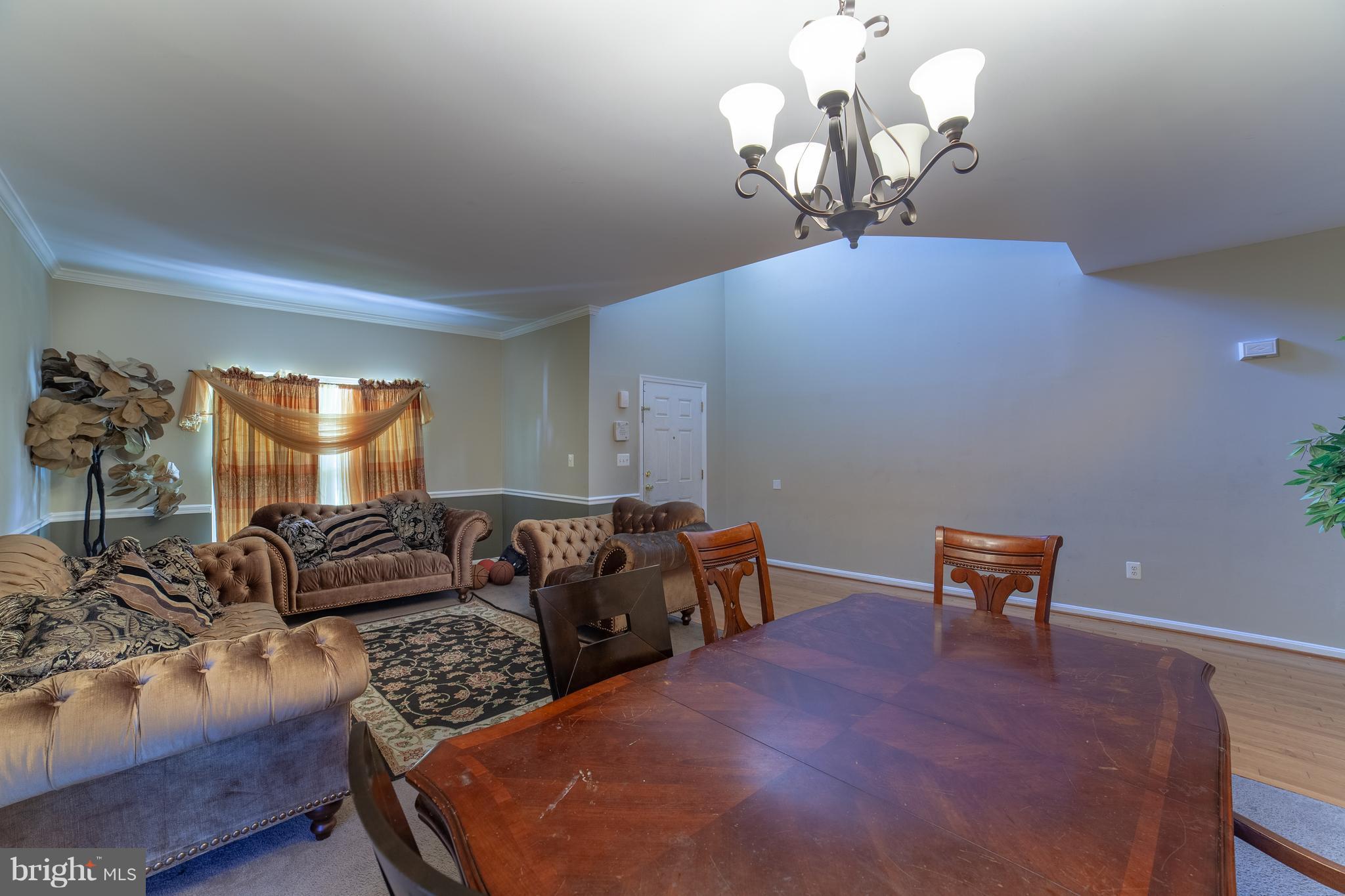 ROLLING OAKS - Residential