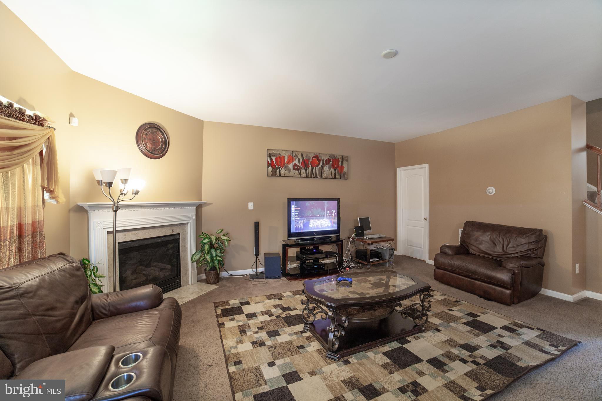 ROLLING OAKS - Residential