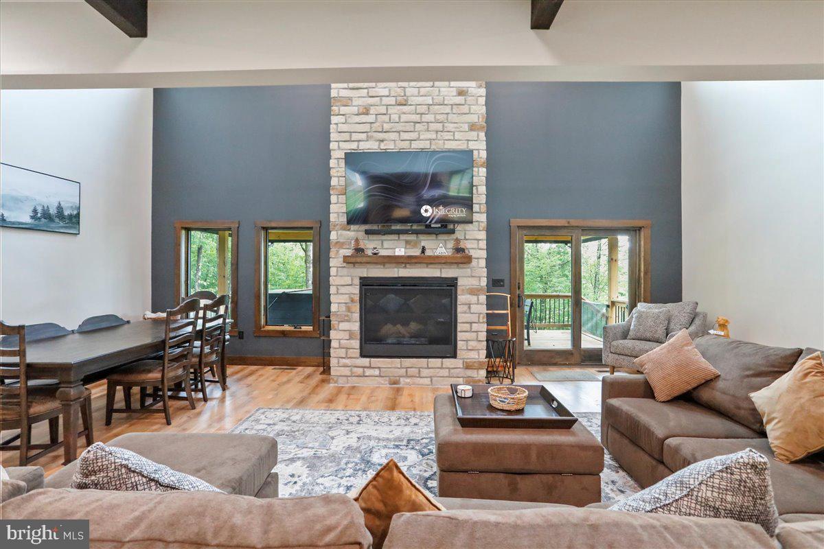 LODESTONE SUB - Residential