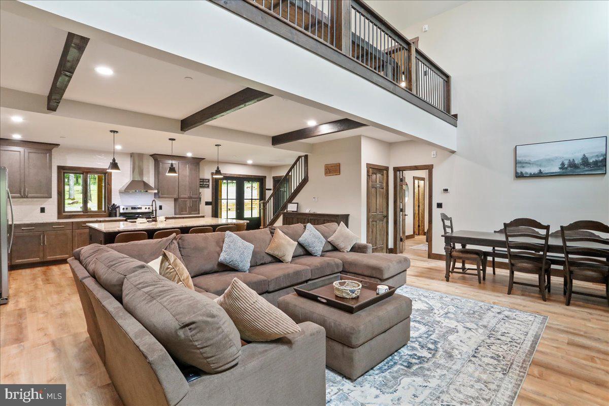 LODESTONE SUB - Residential