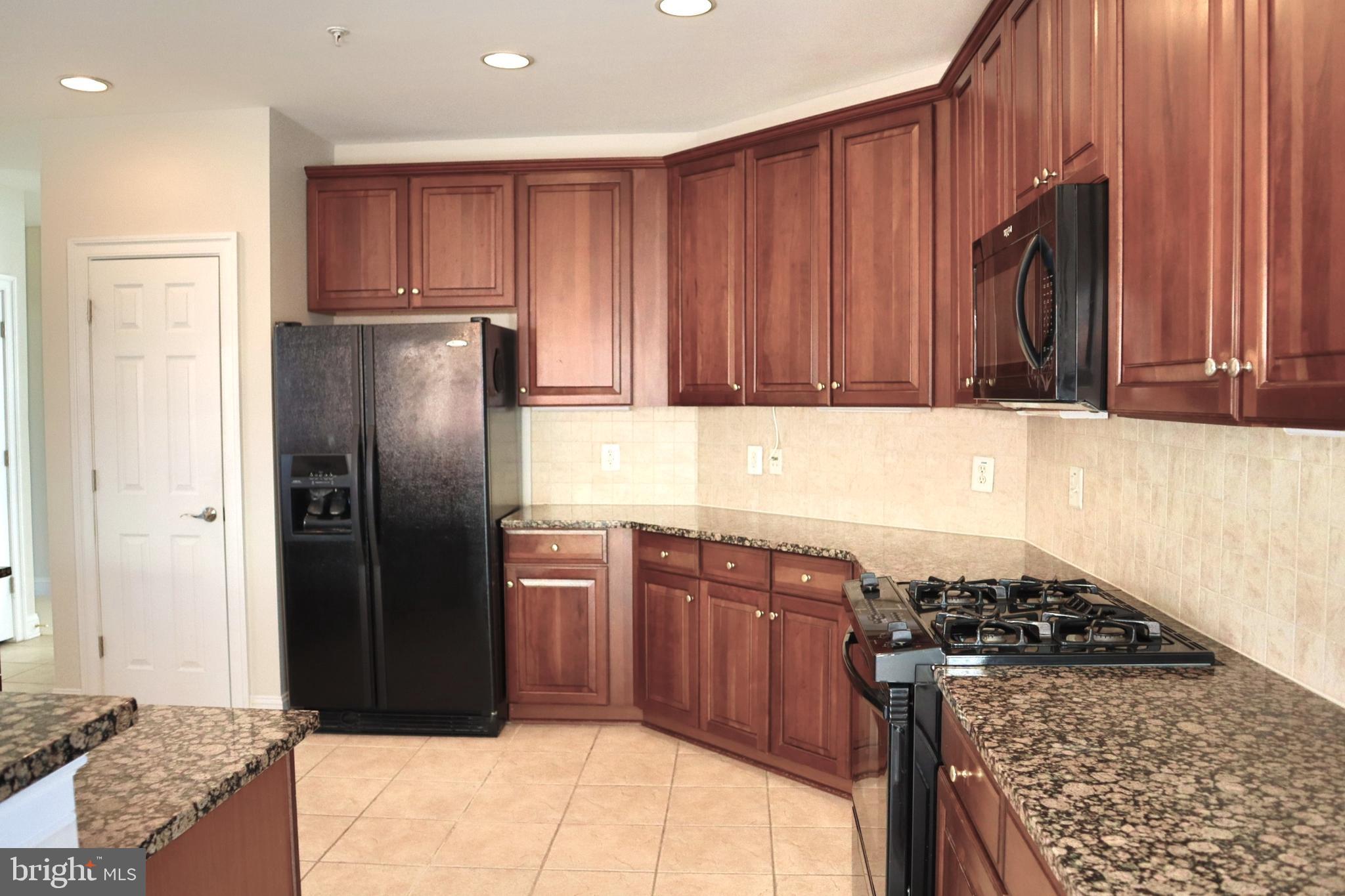 KING FARM BAILEYS COMMON - Residential