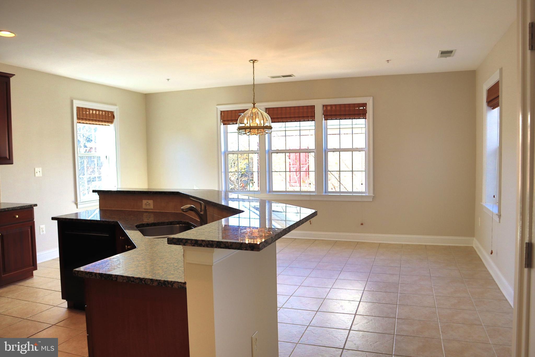 KING FARM BAILEYS COMMON - Residential