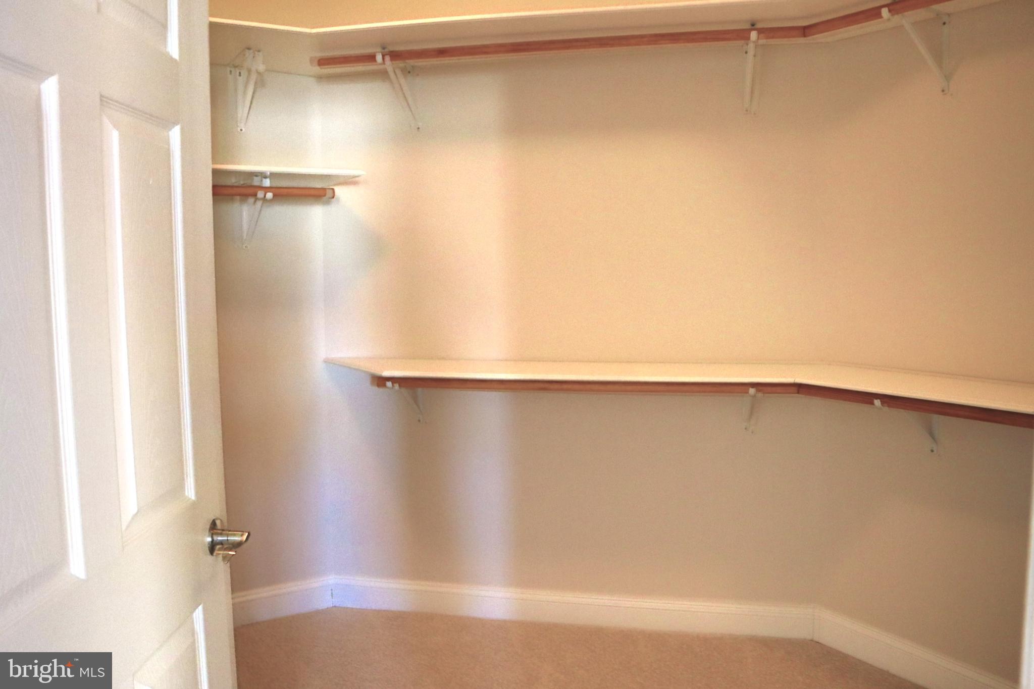 KING FARM BAILEYS COMMON - Residential