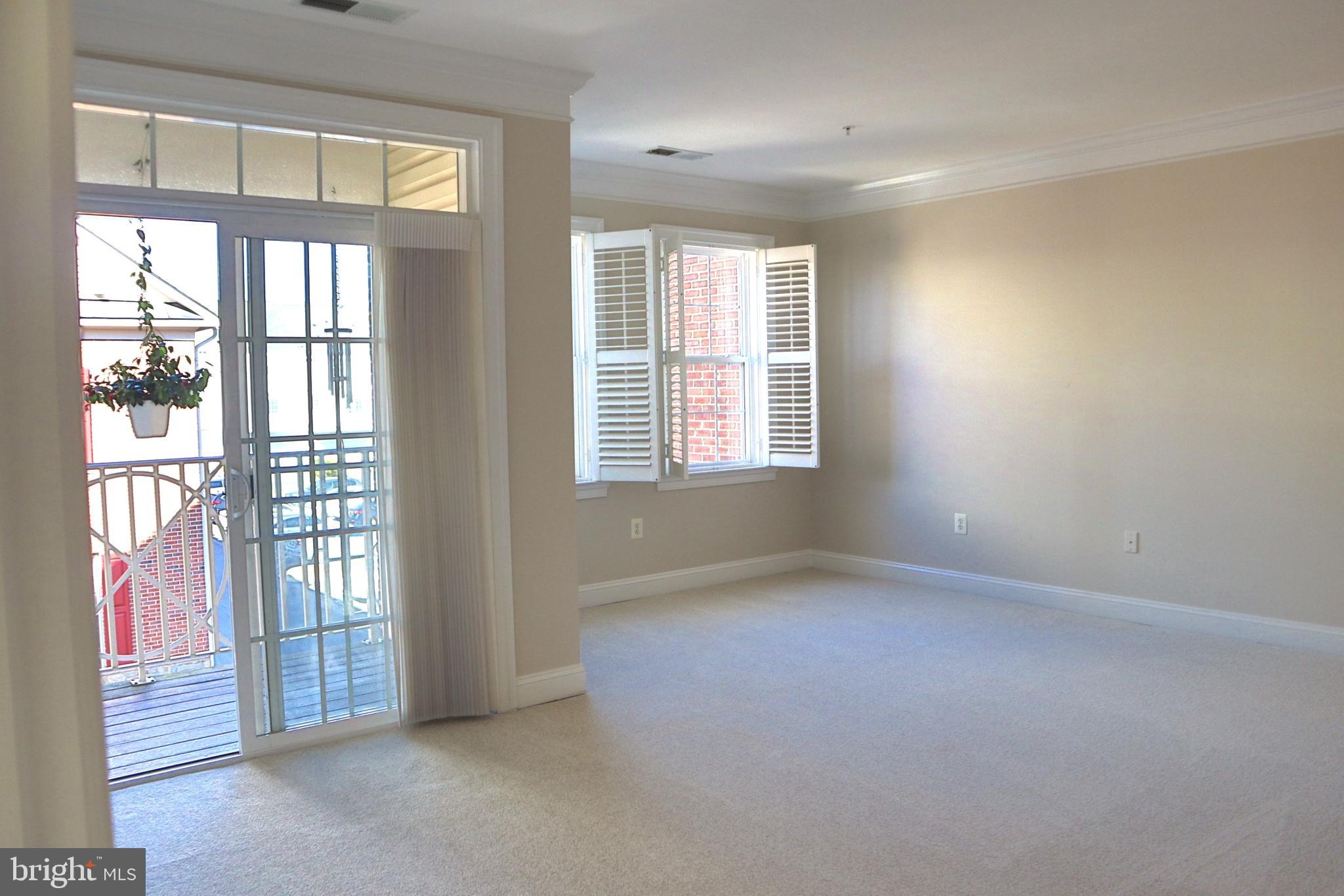 KING FARM BAILEYS COMMON - Residential