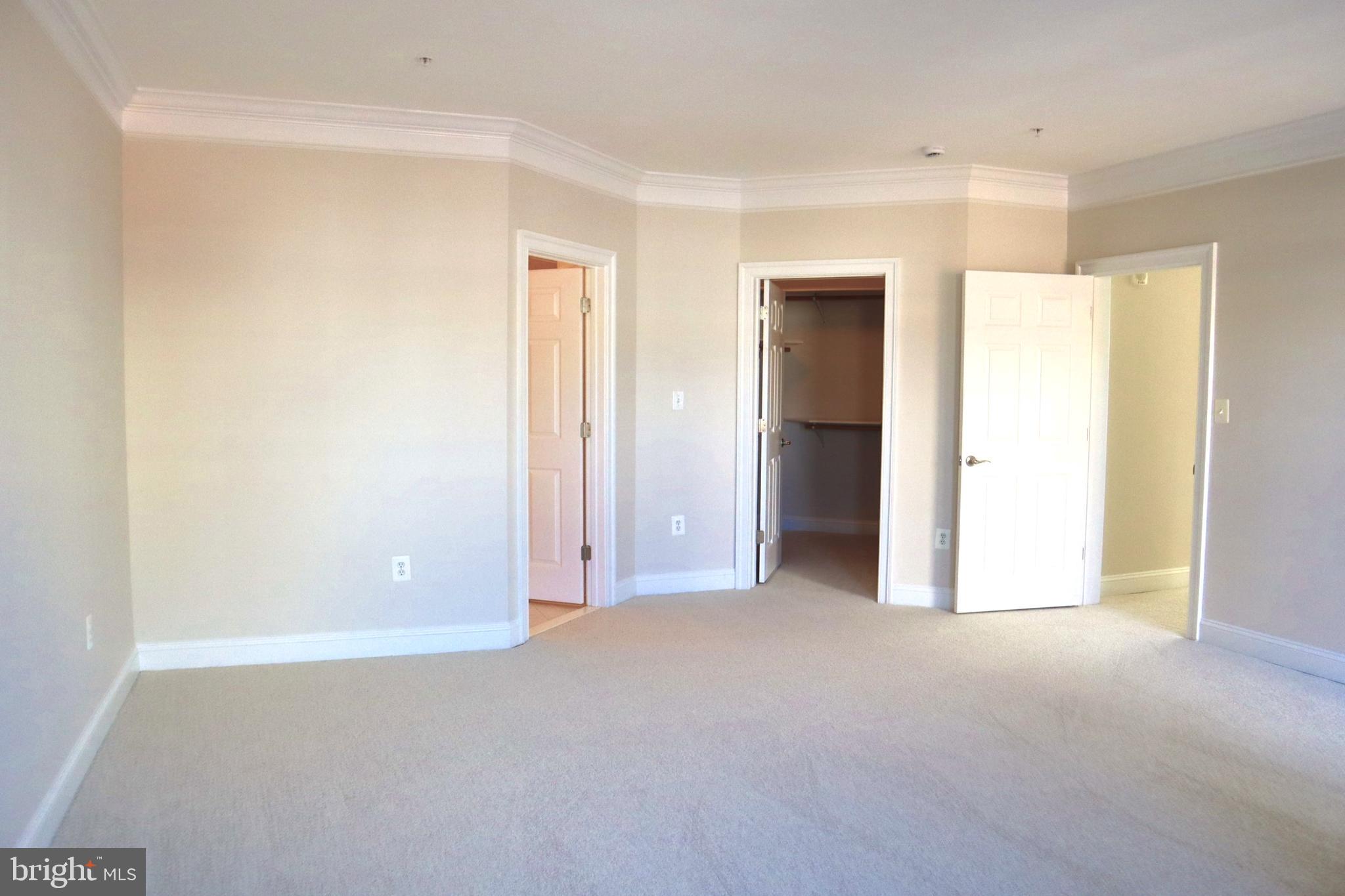 KING FARM BAILEYS COMMON - Residential