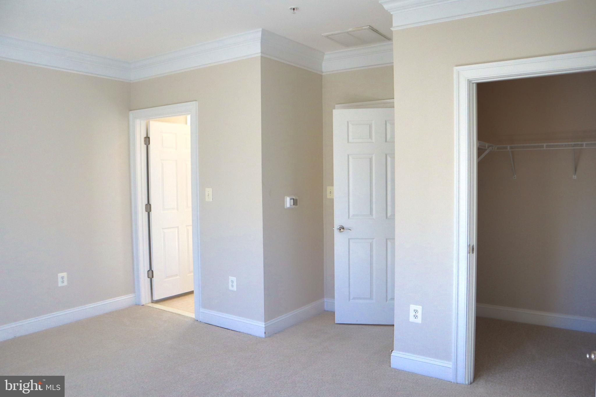 KING FARM BAILEYS COMMON - Residential