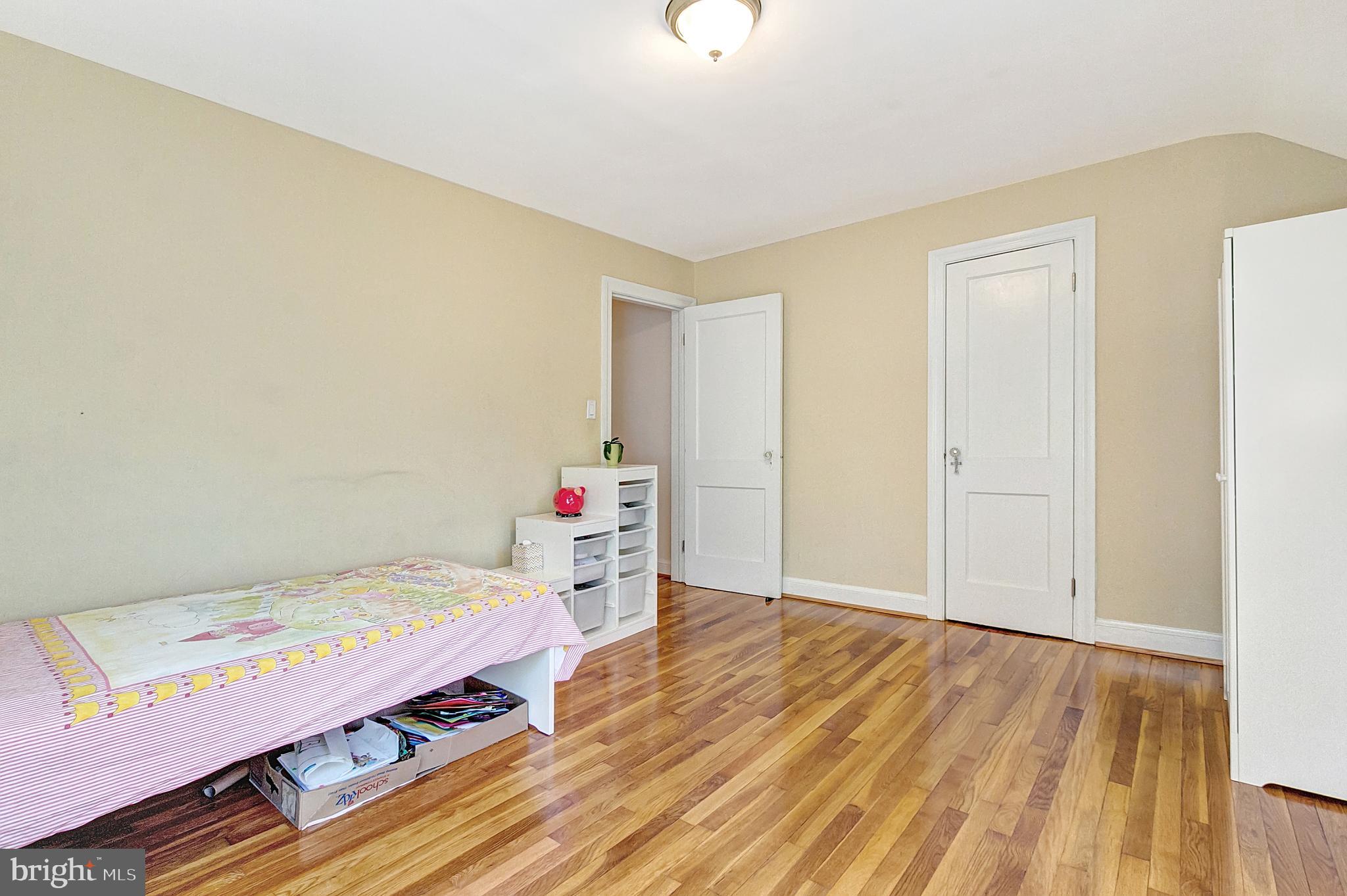 ARLINGTON - Residential Lease